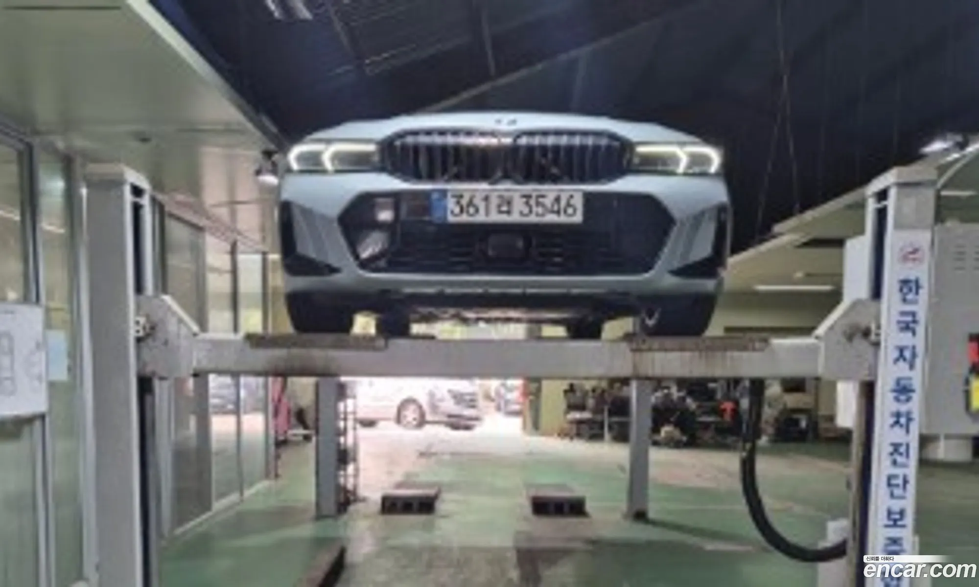 BMW 3Er 320I M Sports 2023 - фотография 13025064