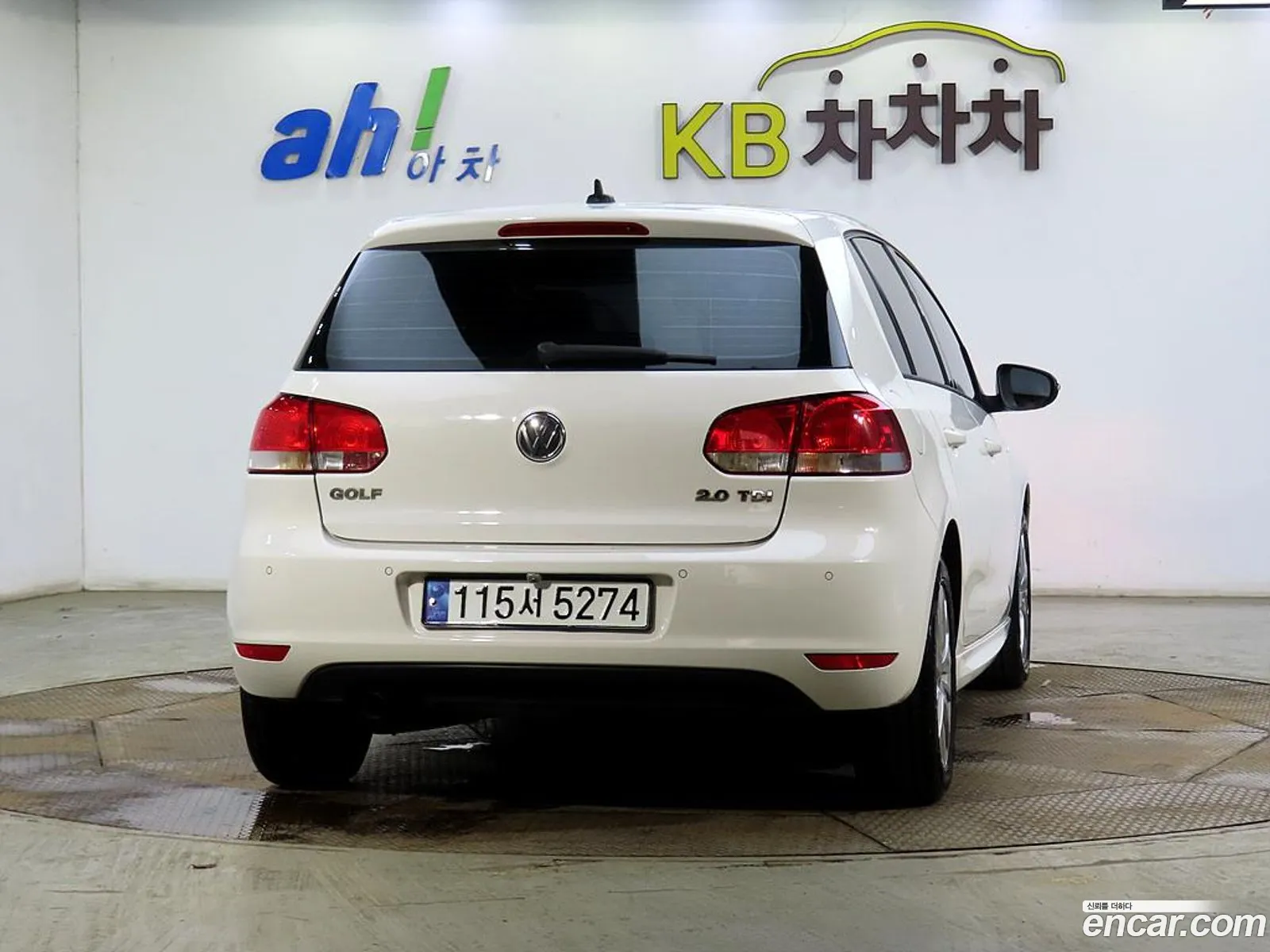 Volkswagen Golf 16 Tdi Bluemotion 2013 - фотография 12957471