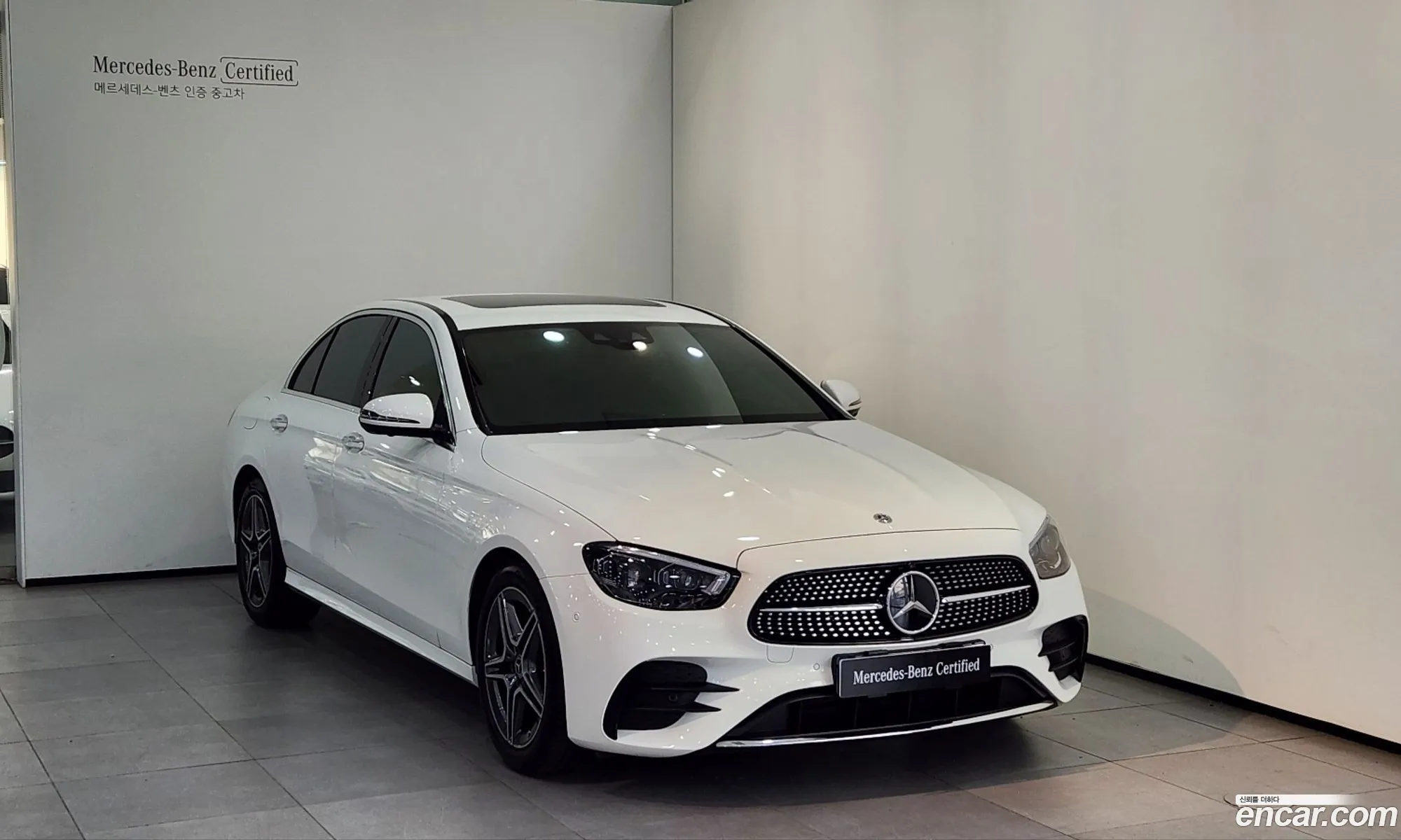 Mercedes-Benz E-Klasse E250 Amg Line 2023 - фотография 17061459