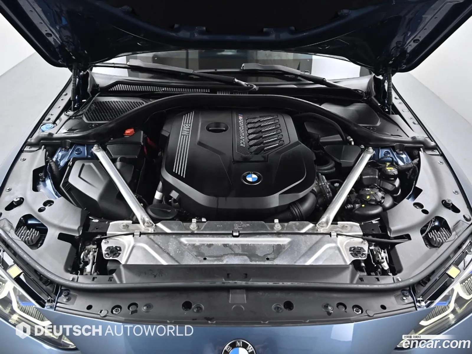 BMW 4Er G22 G23 M440I xDrive First Edition Coupe 2021 - фотография 4596594