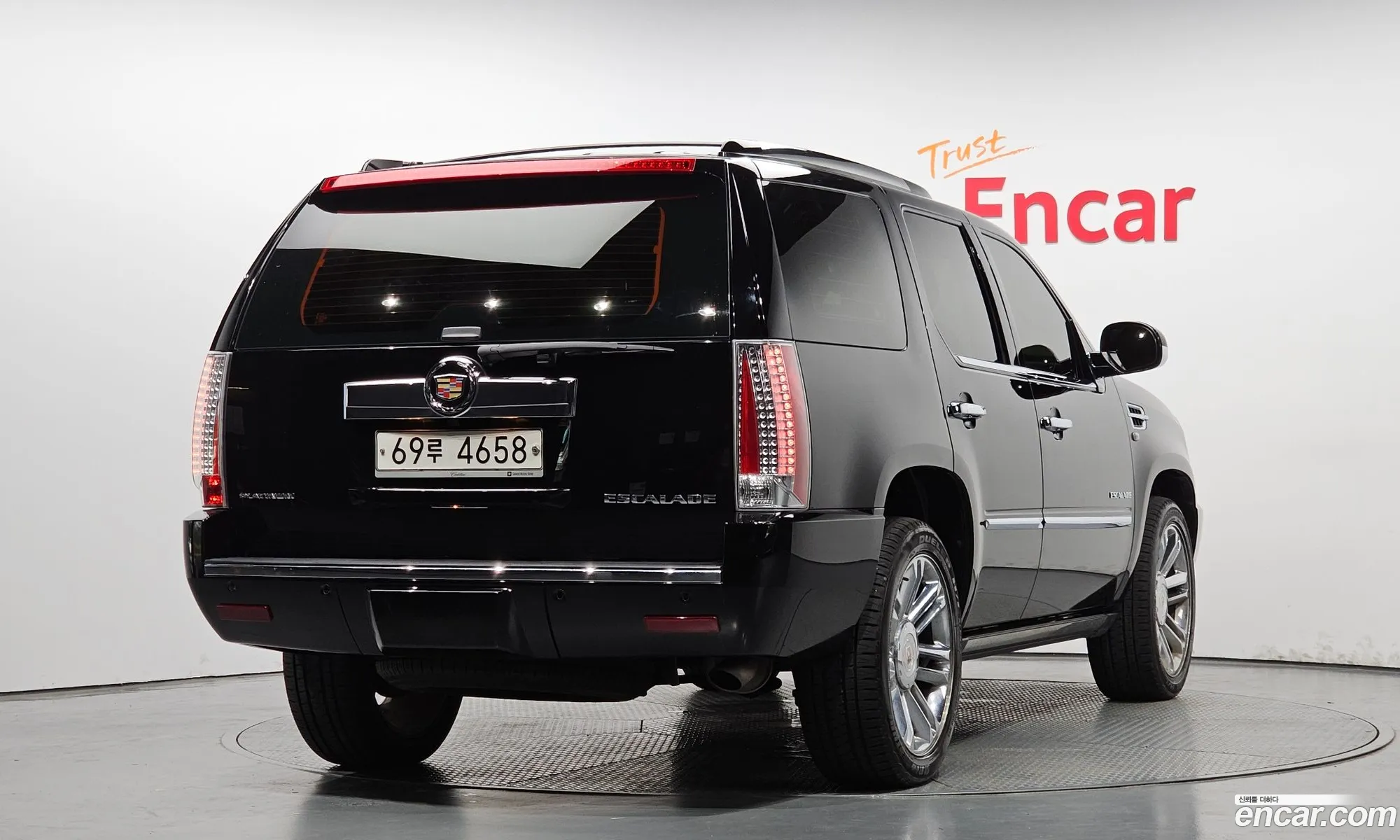 Cadillac Escalade 62 3Rd Generation - фотография 4626782