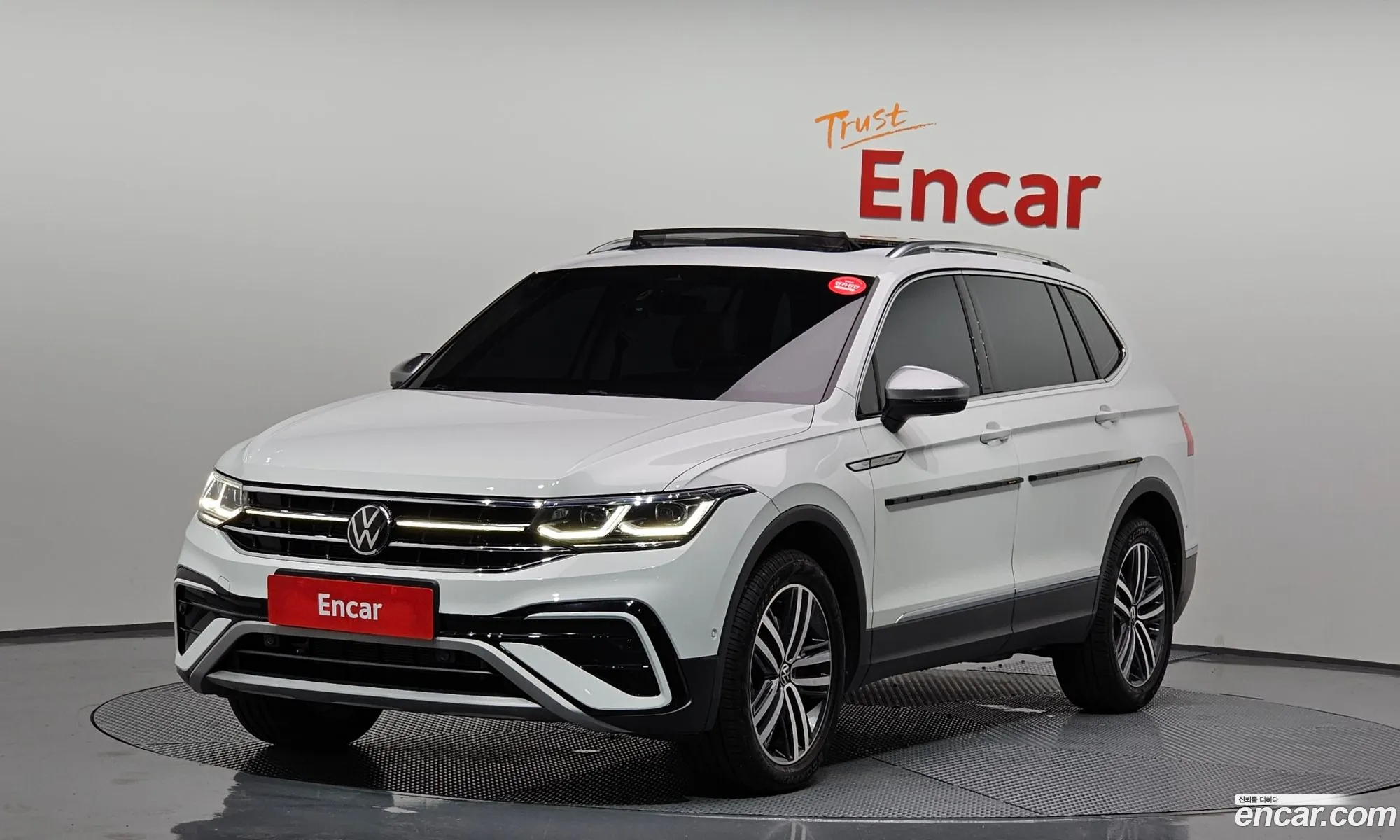 Volkswagen Tiguan Allspace 20 Tsi Prestige - фотография 7792033