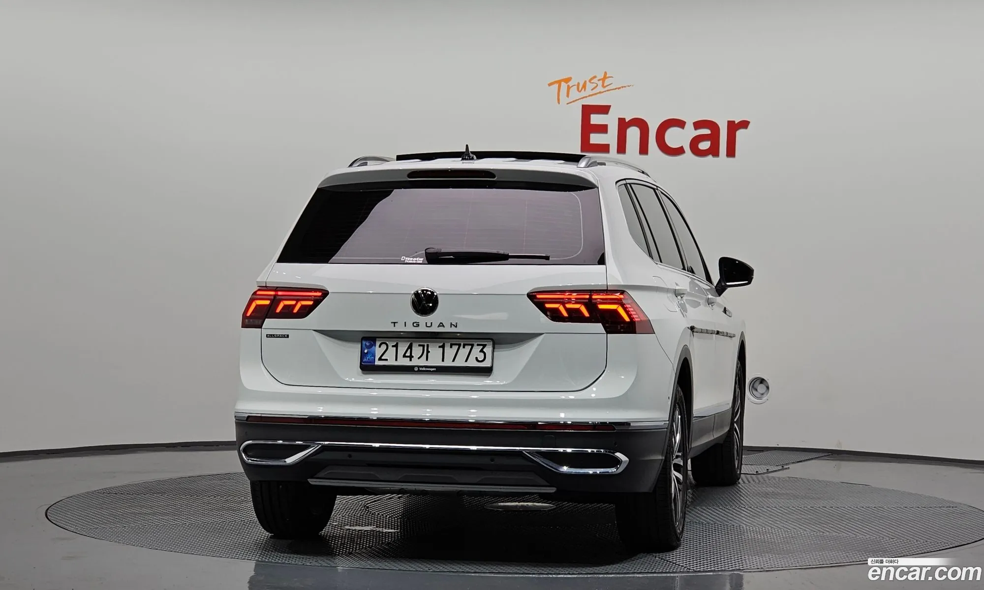 Volkswagen Tiguan Allspace 20 Tsi Prestige - фотография 7792036