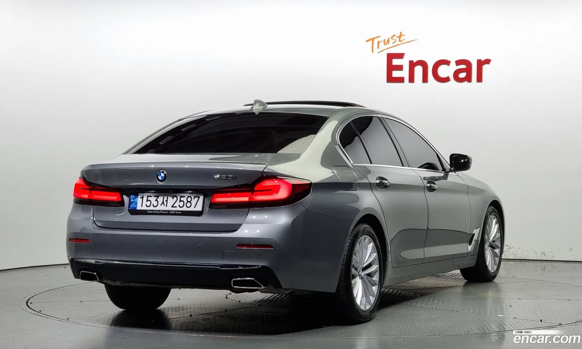 BMW 5 Series G30 520I Luxury - фотография 5534164