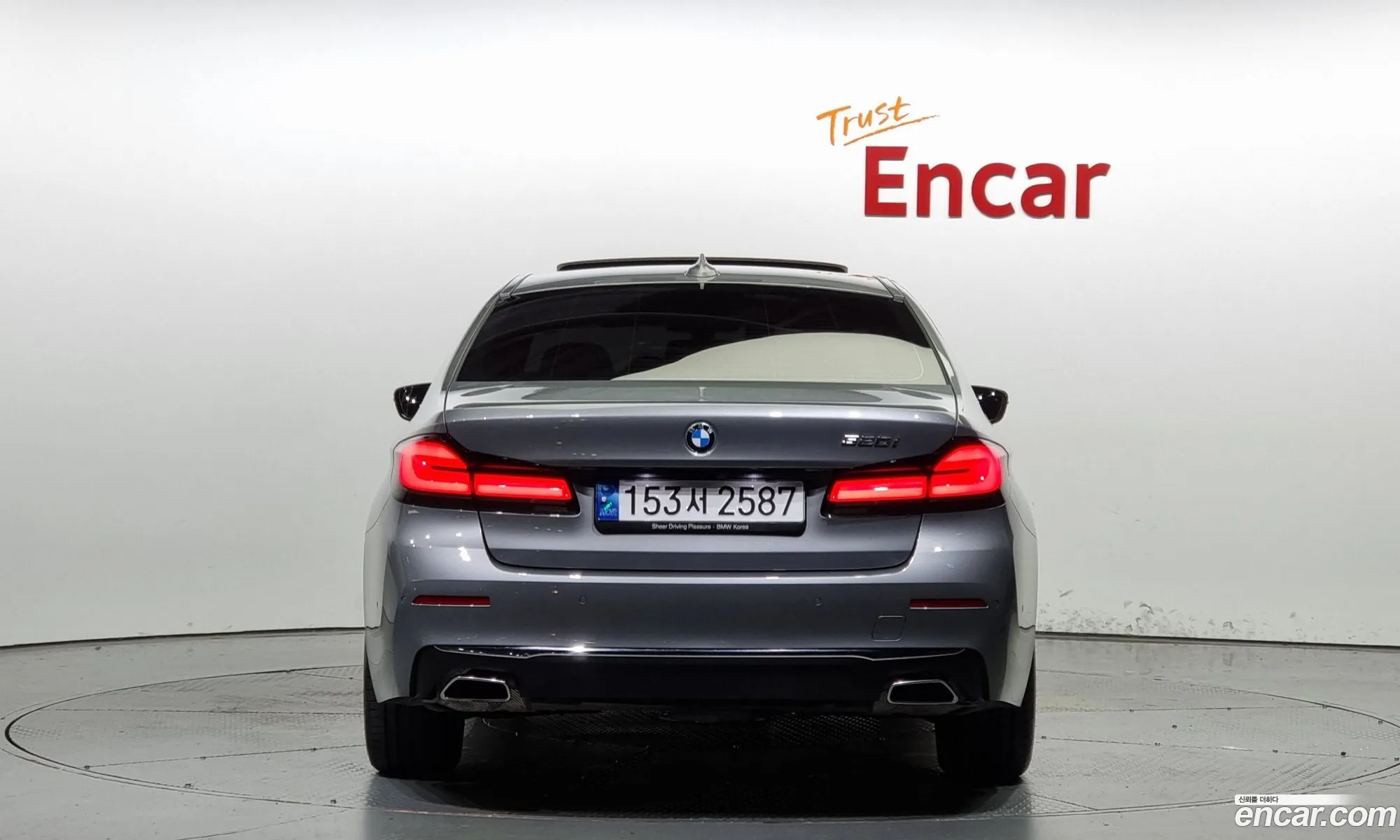 BMW 5 Series G30 520I Luxury - фотография 5534166