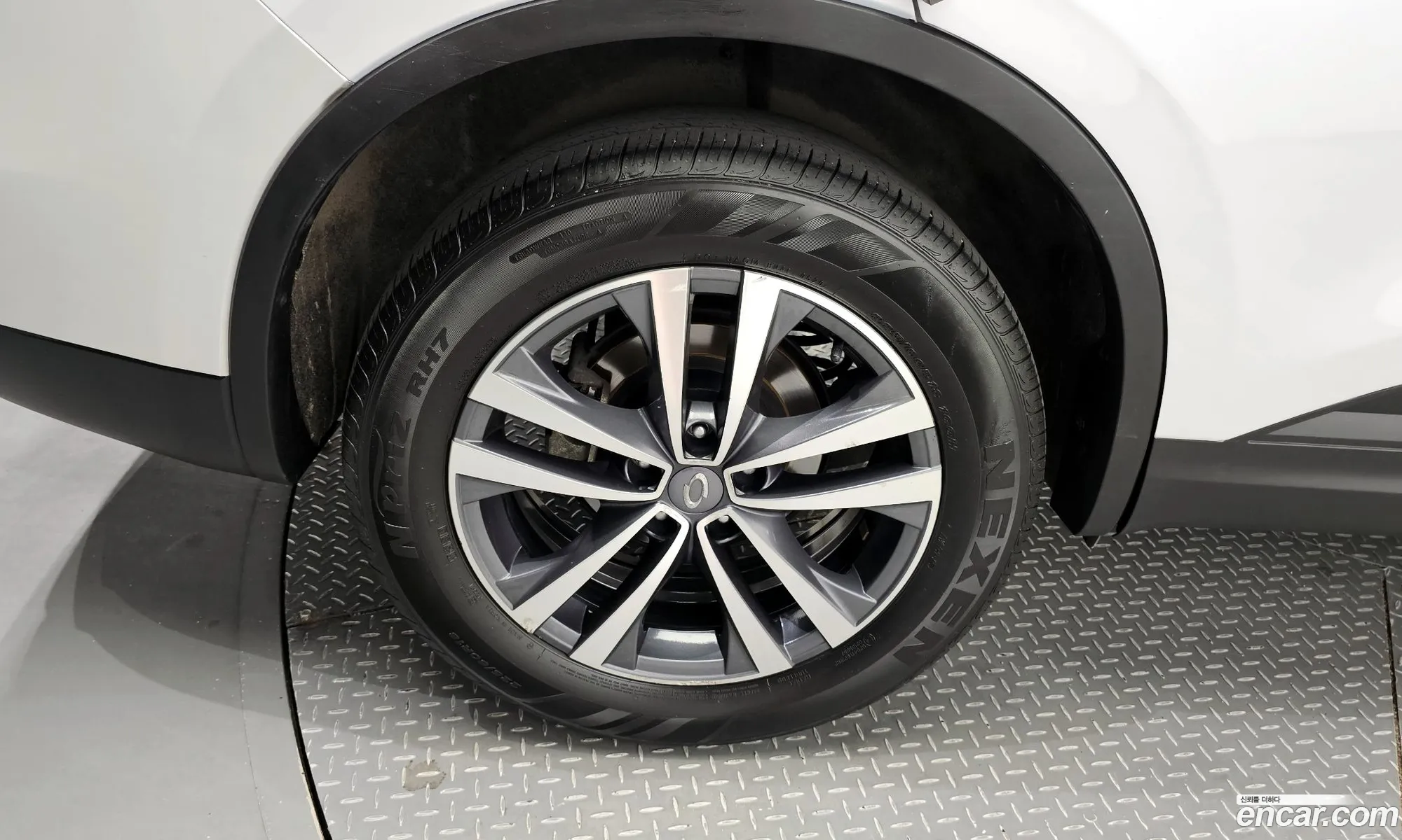 Renault Korea Samsung The New Qm6 20 Lpe Le 2Wd - фотография 6556231