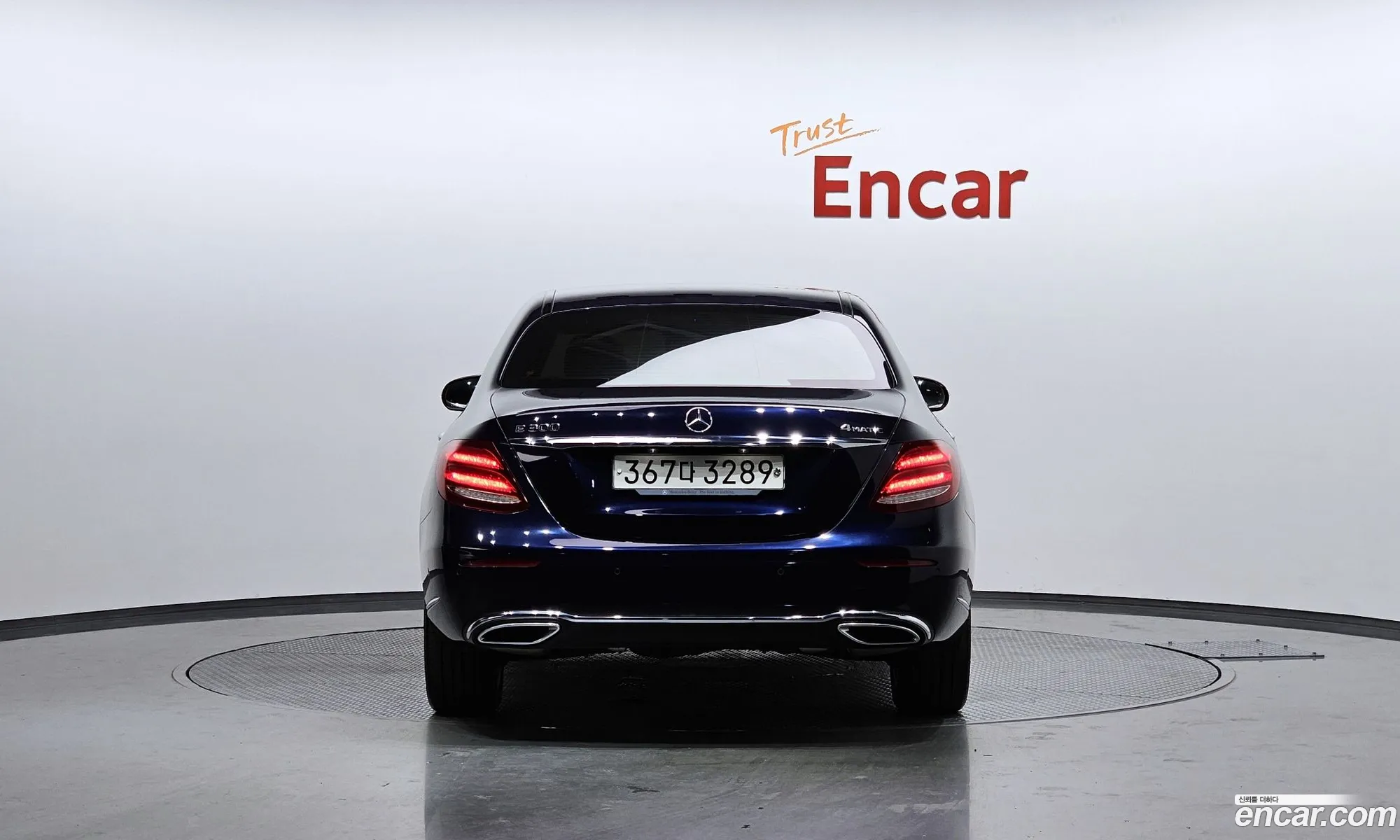 Mercedes E-Class W213 E300 4Matic Exclusive - фотография 19038573