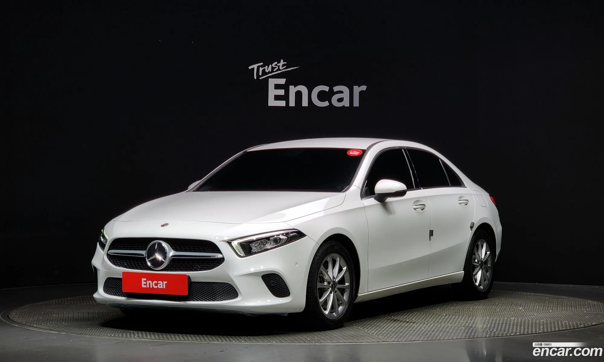 Mercedes A-Class W177 A220 Sedan - фотография 19074850