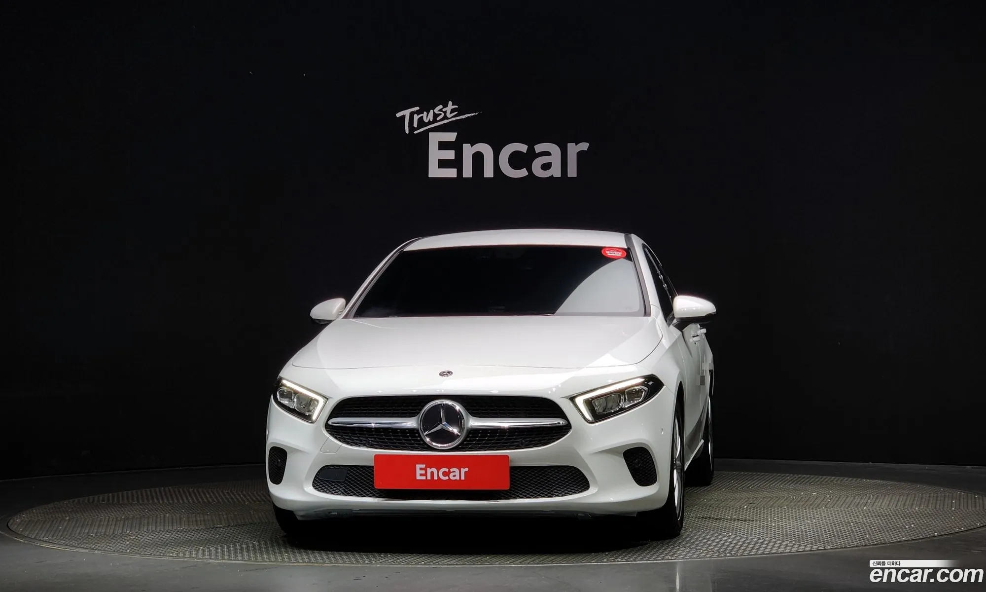 Mercedes A-Class W177 A220 Sedan - фотография 19074852