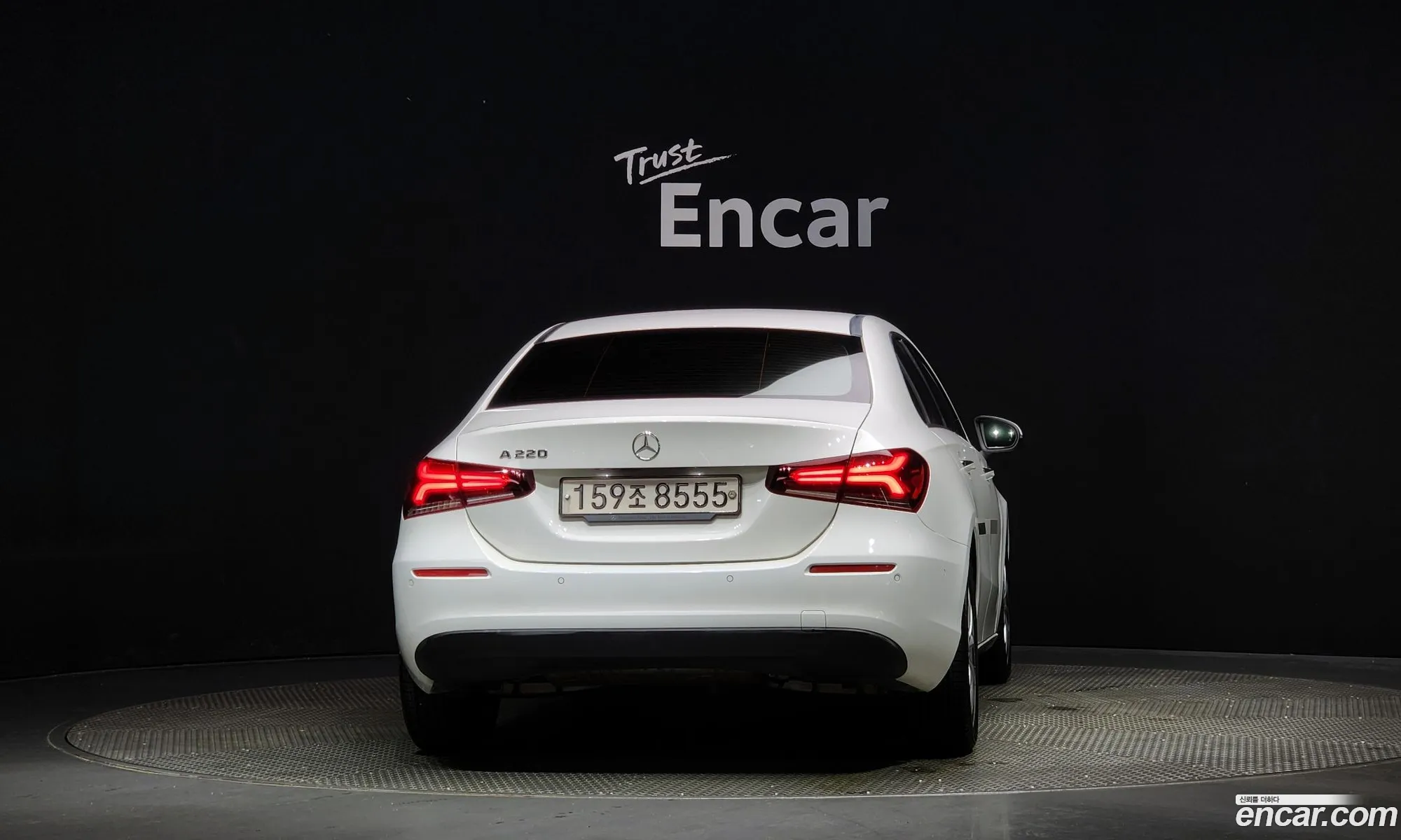Mercedes A-Class W177 A220 Sedan - фотография 19074853