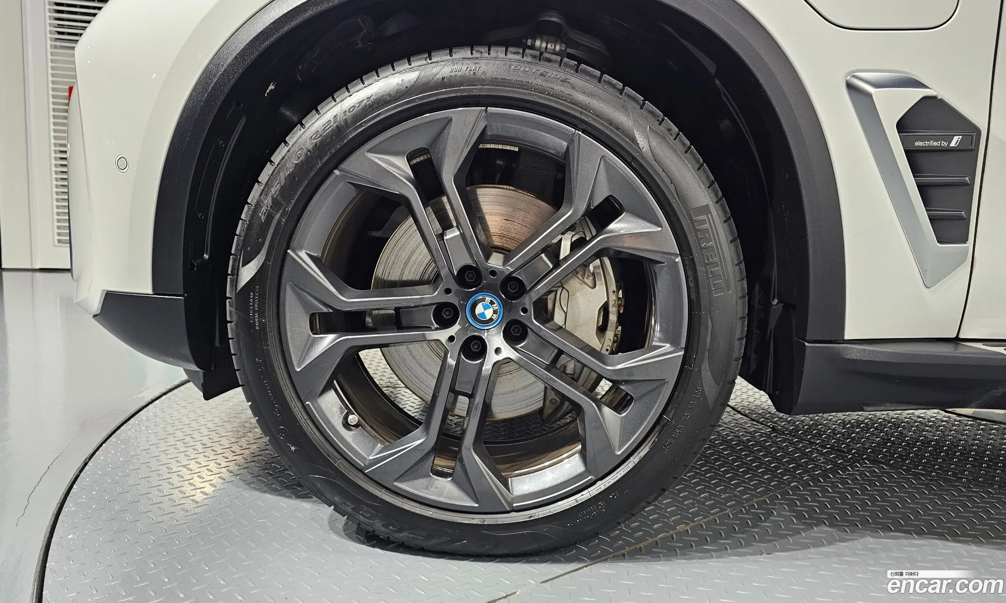 BMW X5 G05 xDrive 50E Xline - фотография 7227621