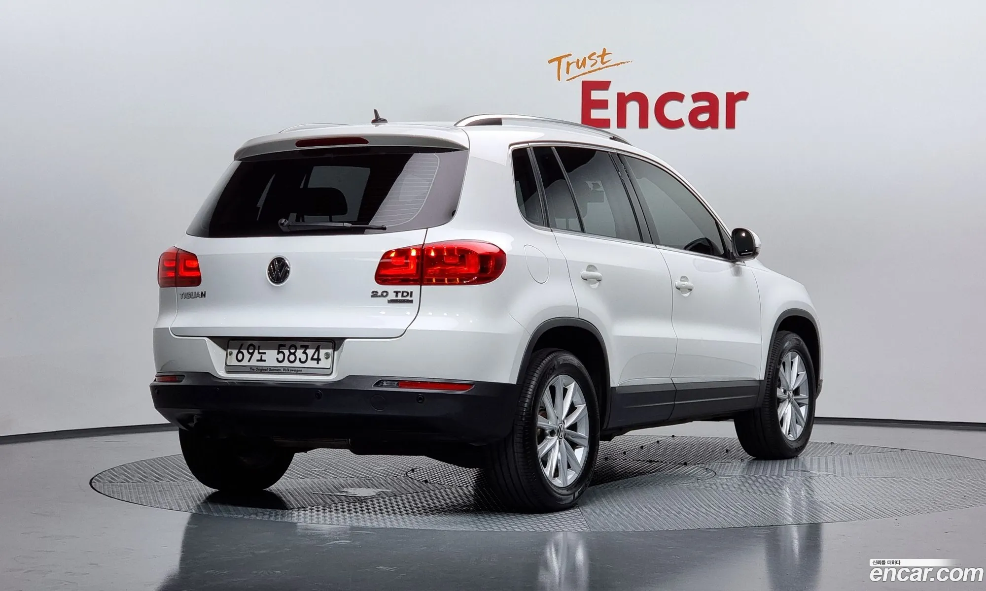 Volkswagen New Tiguan 20 Tdi Comfort 5N - фотография 7646659