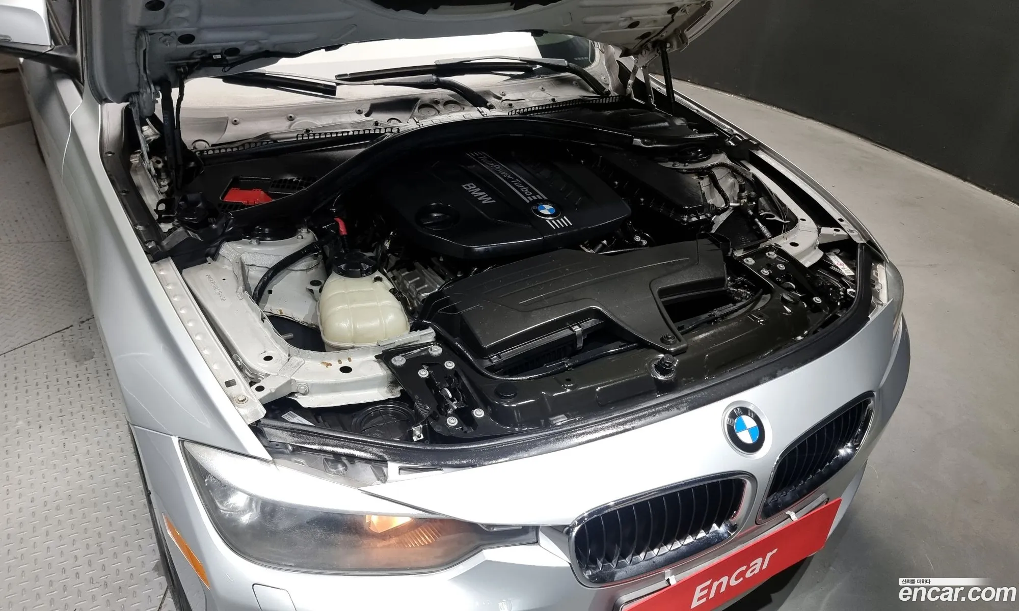 BMW 3 Series F30 320D - фотография 6741363