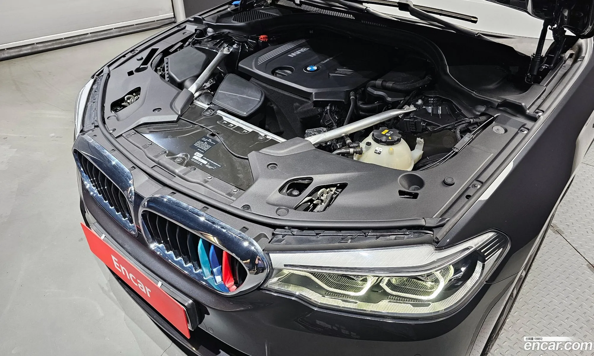 BMW 5 Series G30 520D M Sports - фотография 5089333