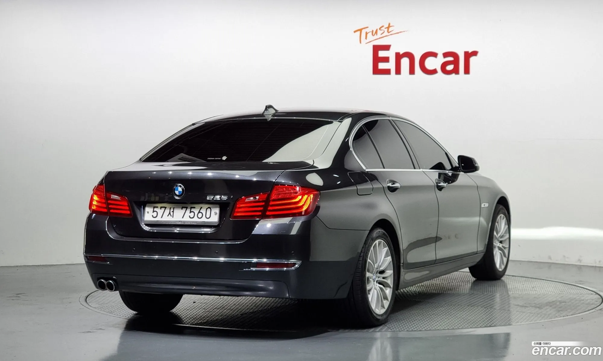 BMW 5 Series F10 528I Luxury - фотография 17293263