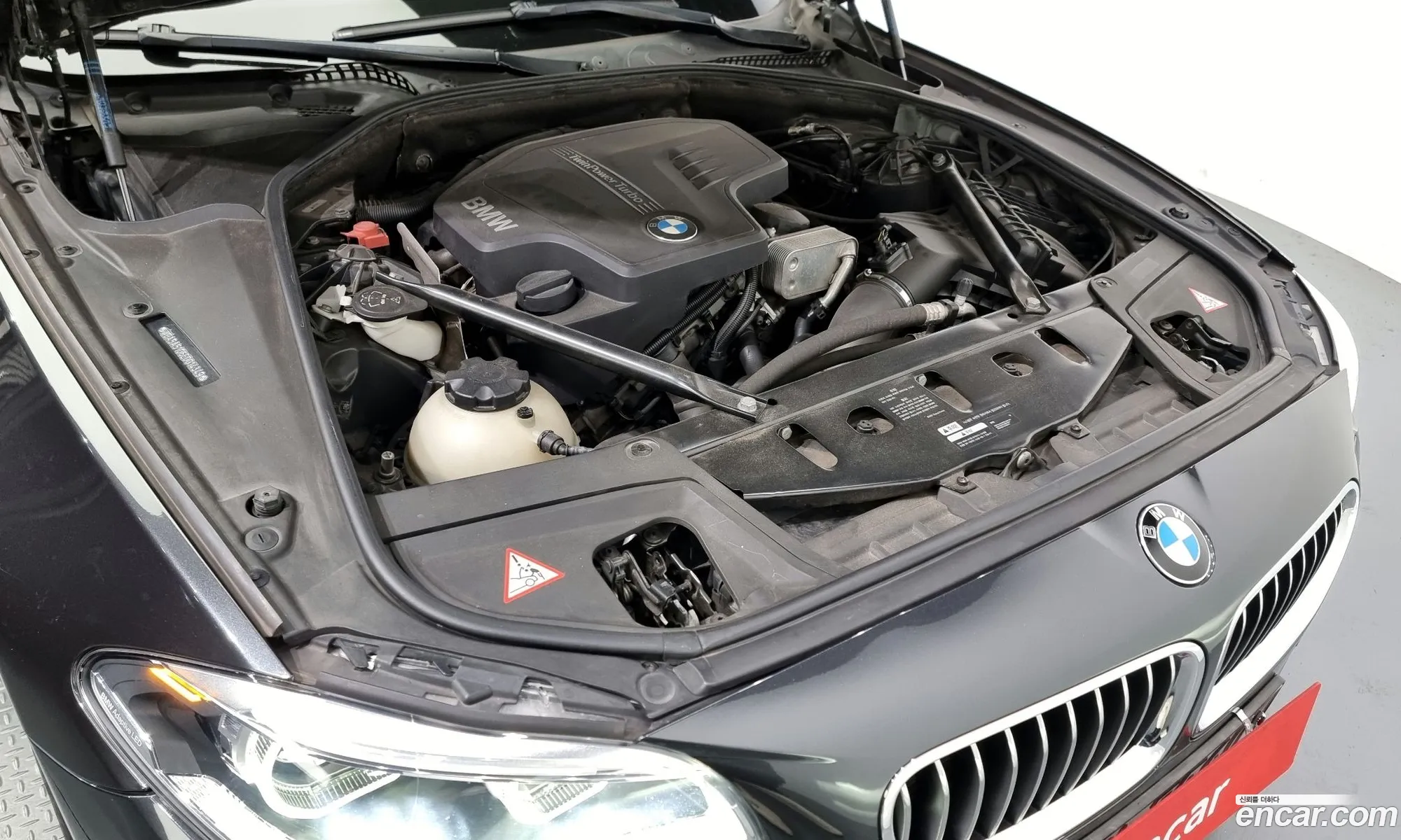 BMW 5 Series F10 528I Luxury - фотография 17293267