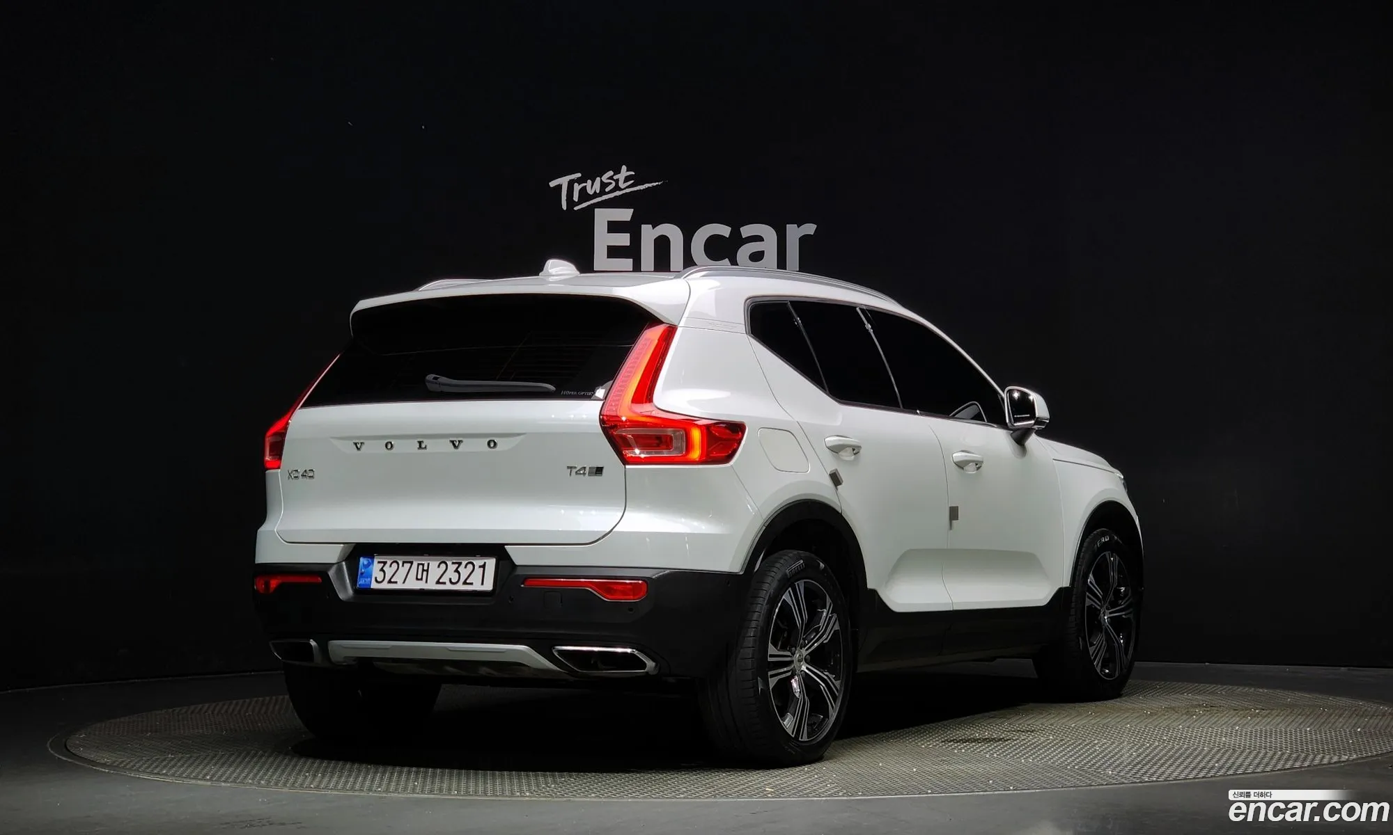 Volvo Xc40 T4 Inscription - фотография 6243926
