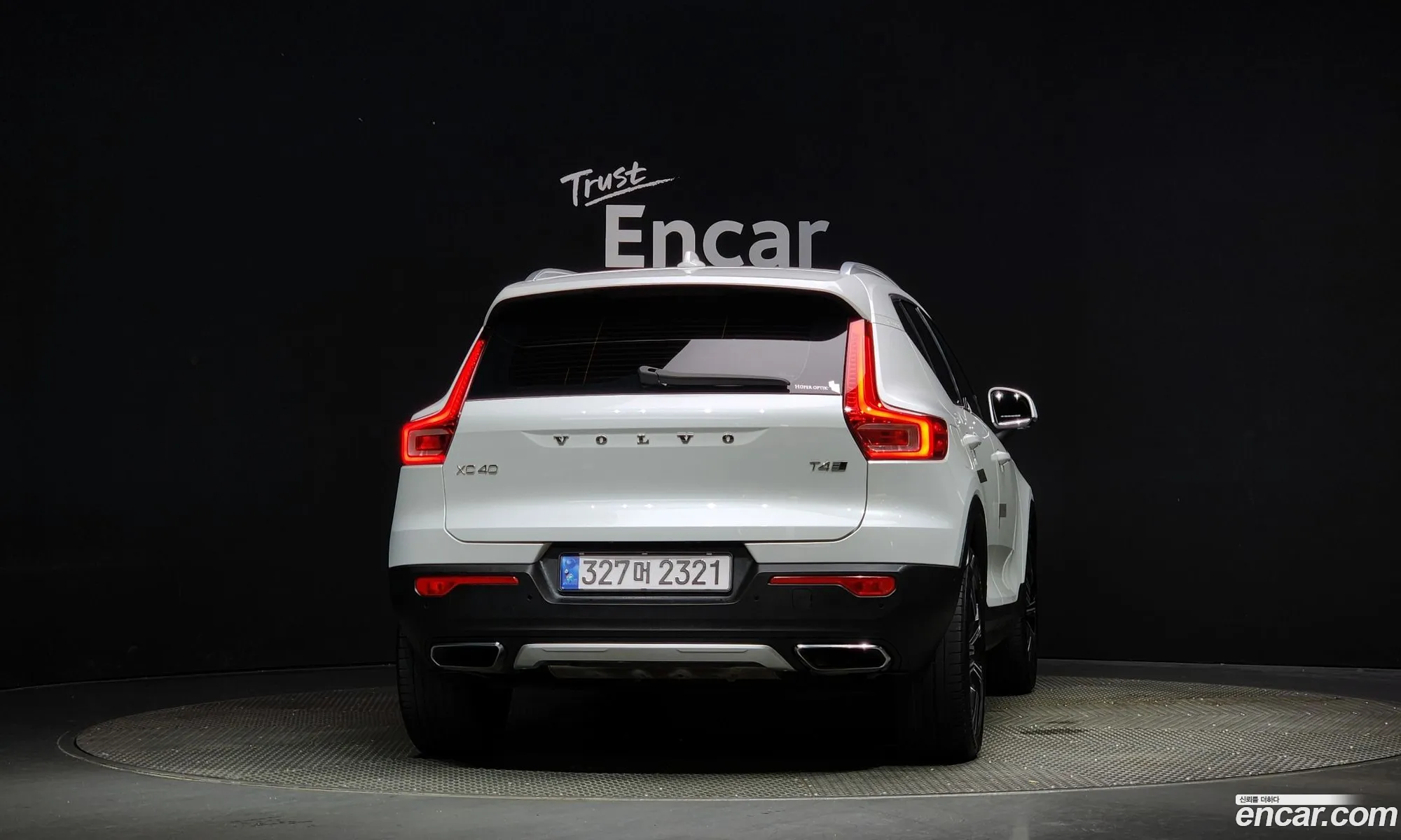 Volvo Xc40 T4 Inscription - фотография 6243928