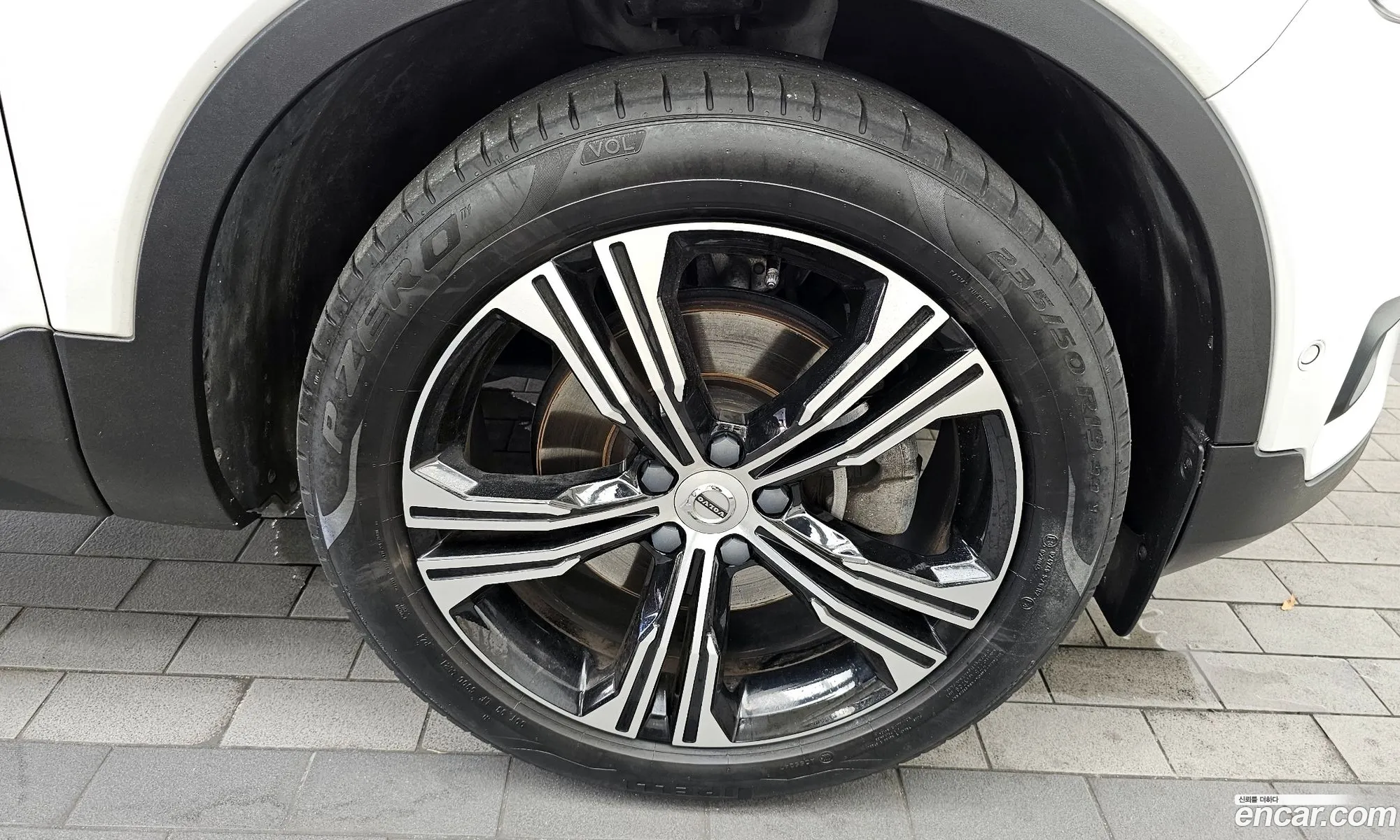 Volvo Xc40 T4 Inscription - фотография 6243929