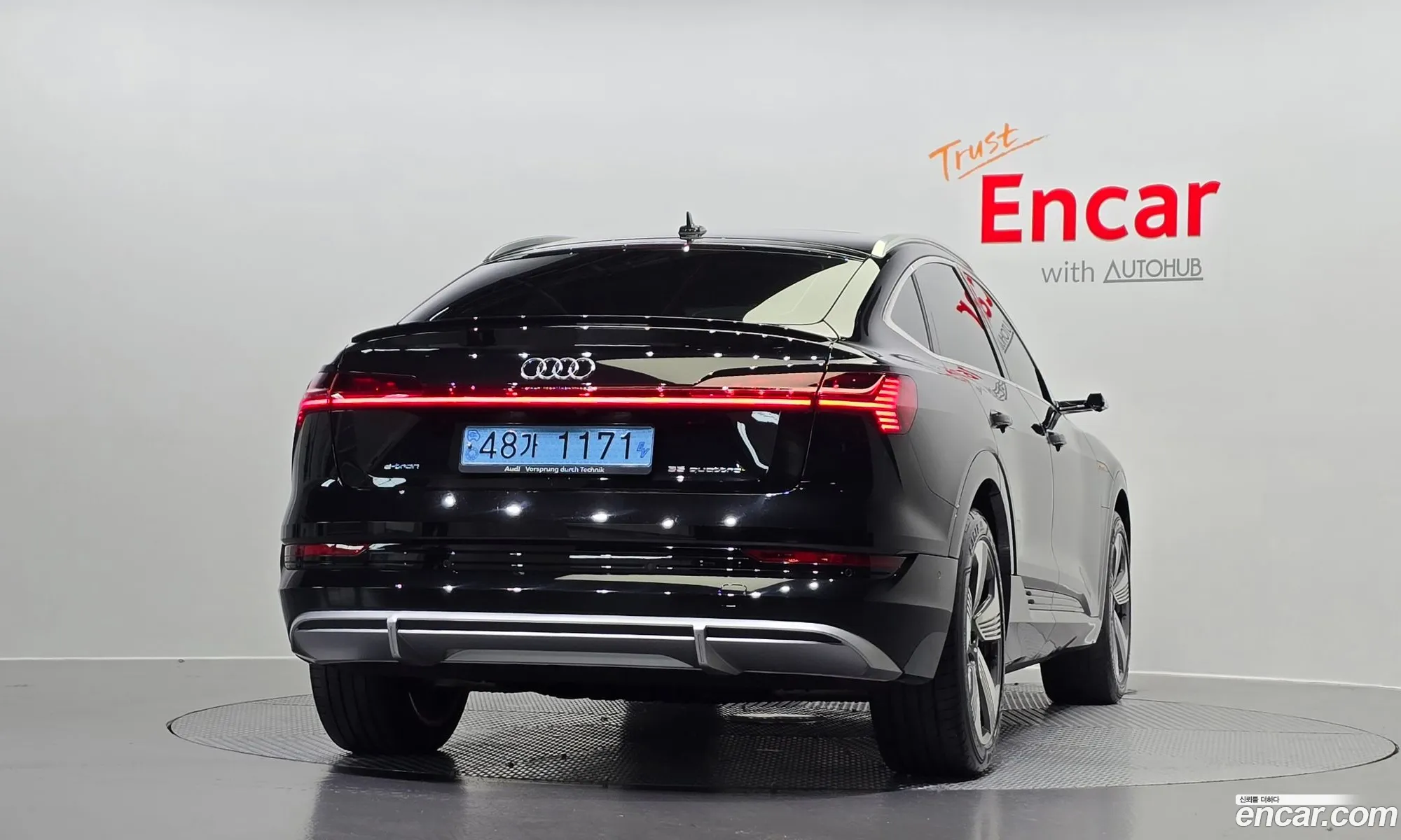 Audi E-Tron 55 Quattro Sportback - фотография 168661