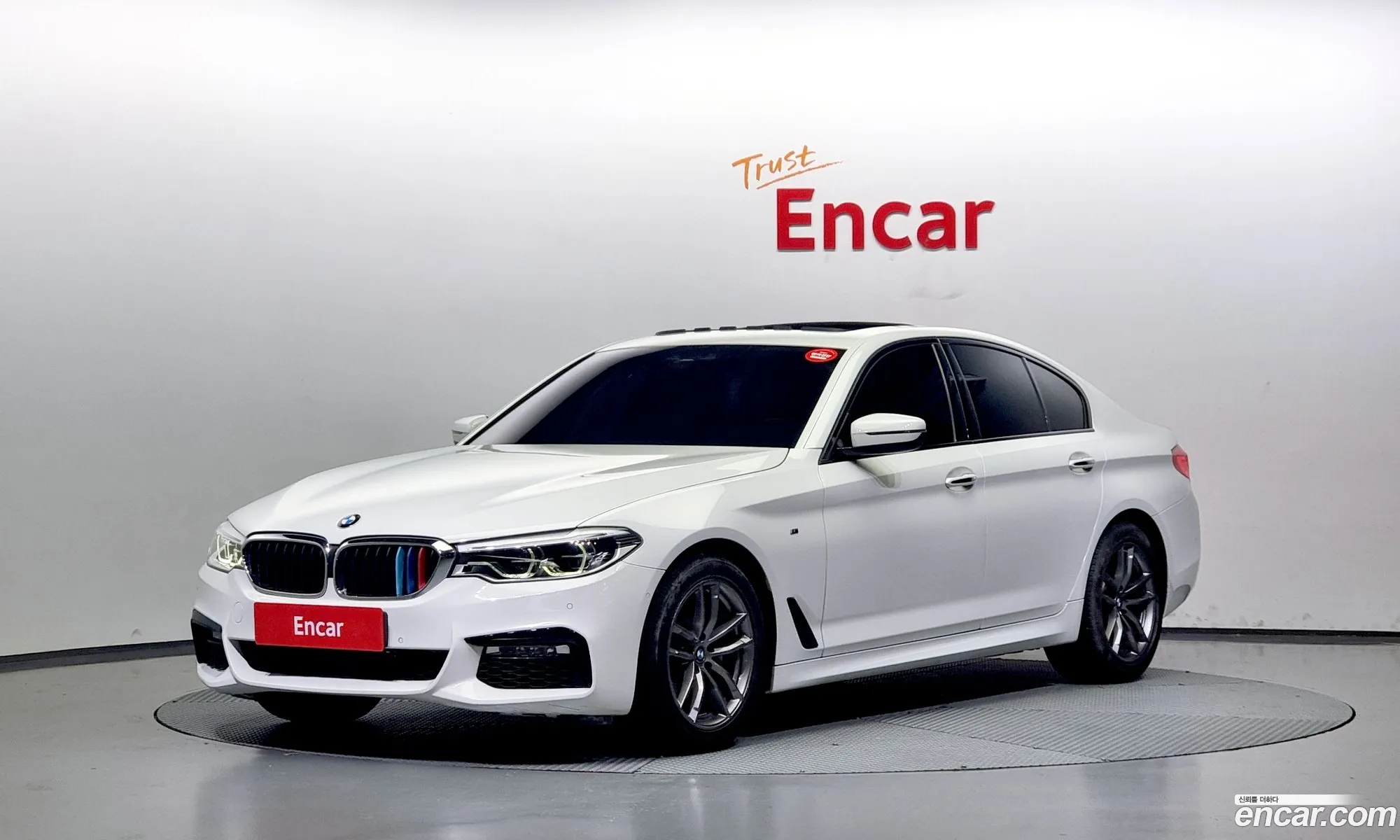 BMW 5 Series G30 520D M Sports - фотография 8820719