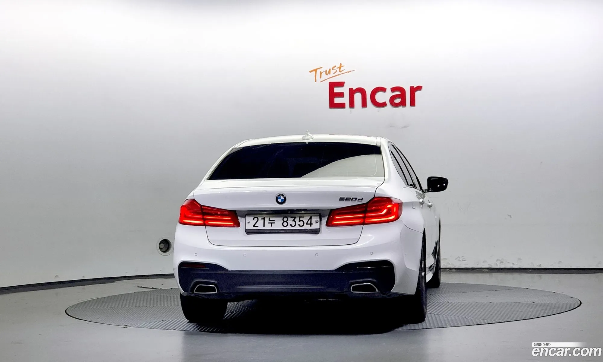 BMW 5 Series G30 520D M Sports - фотография 8820722