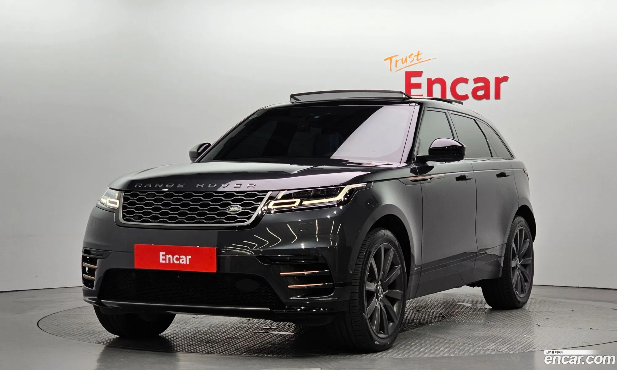 Land Rover Range Rover Velar 30 D300 R-Dynamic Hse - фотография 7137305