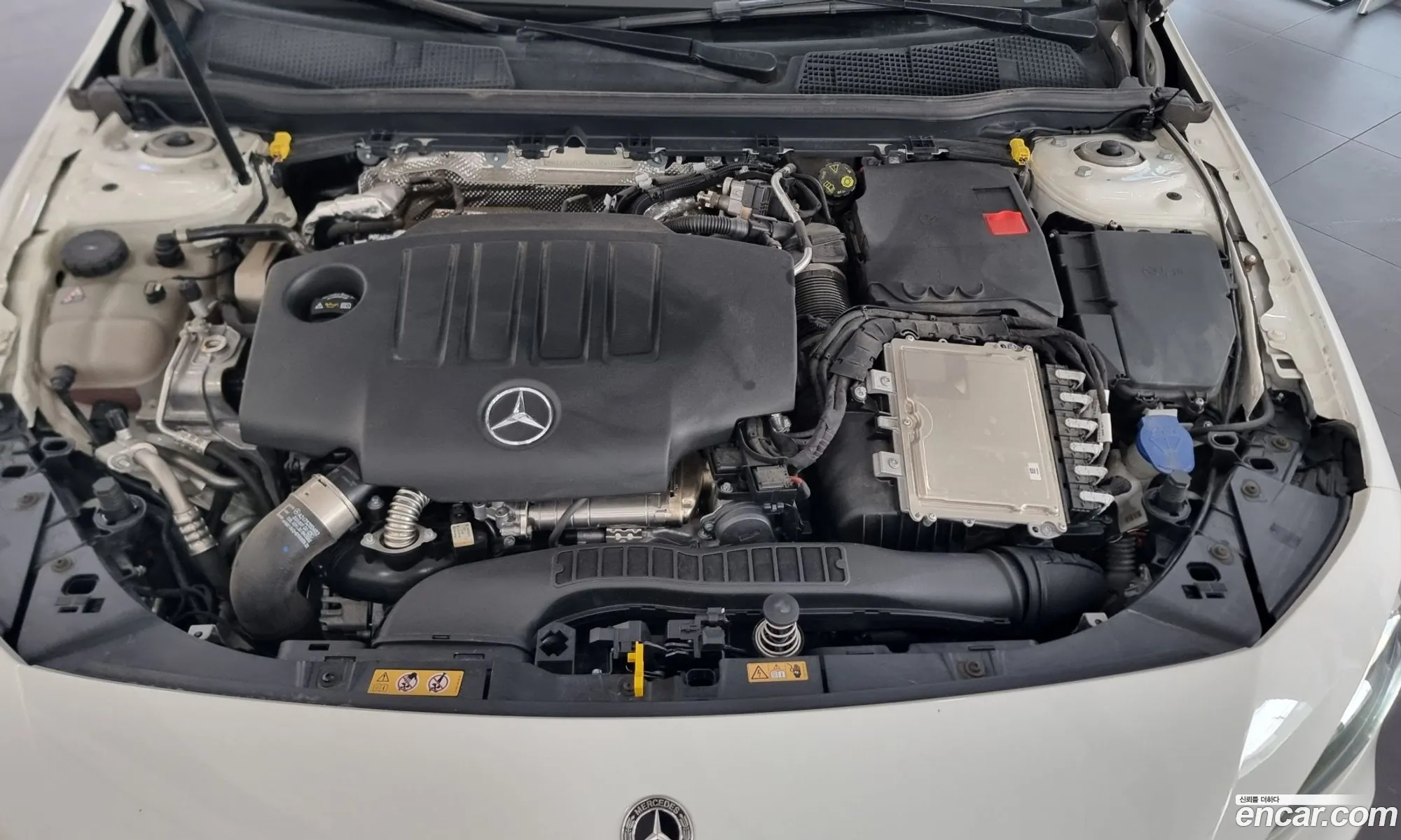 Mercedes A-Class W177 A200D Sedan - фотография 19099744