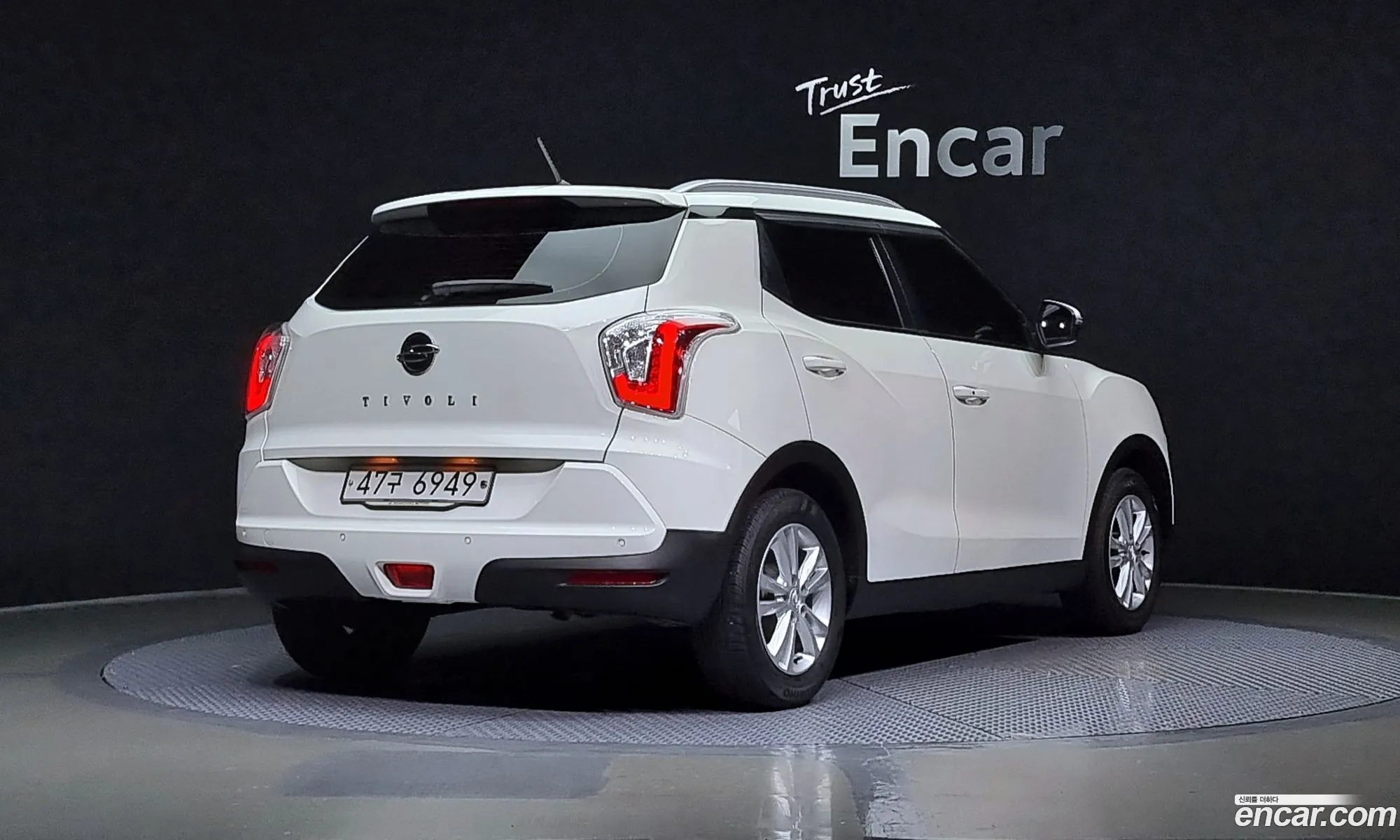 Kg Mobility Ssangyong Tivoli Vx 2Wd - фотография 8264576