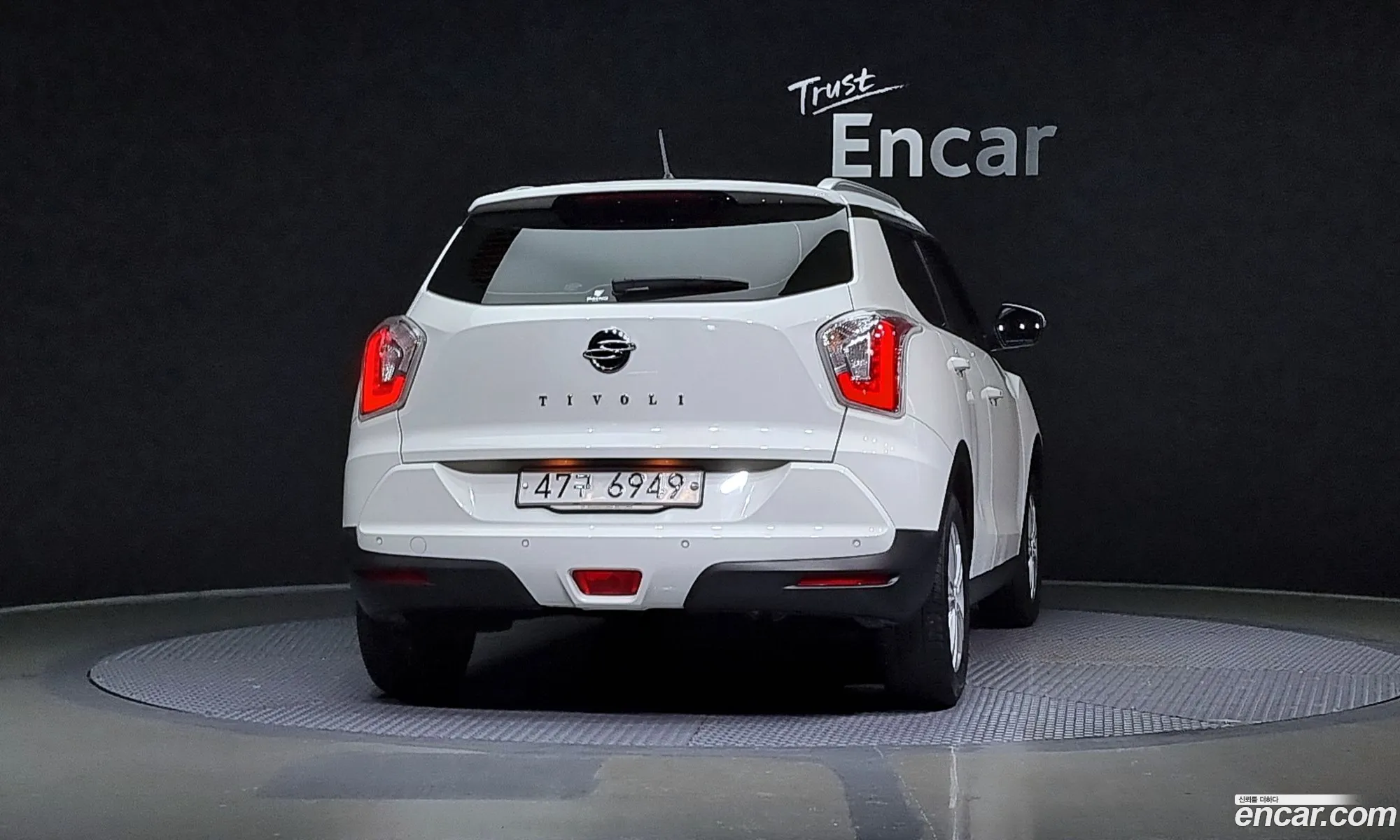Kg Mobility Ssangyong Tivoli Vx 2Wd - фотография 8264578