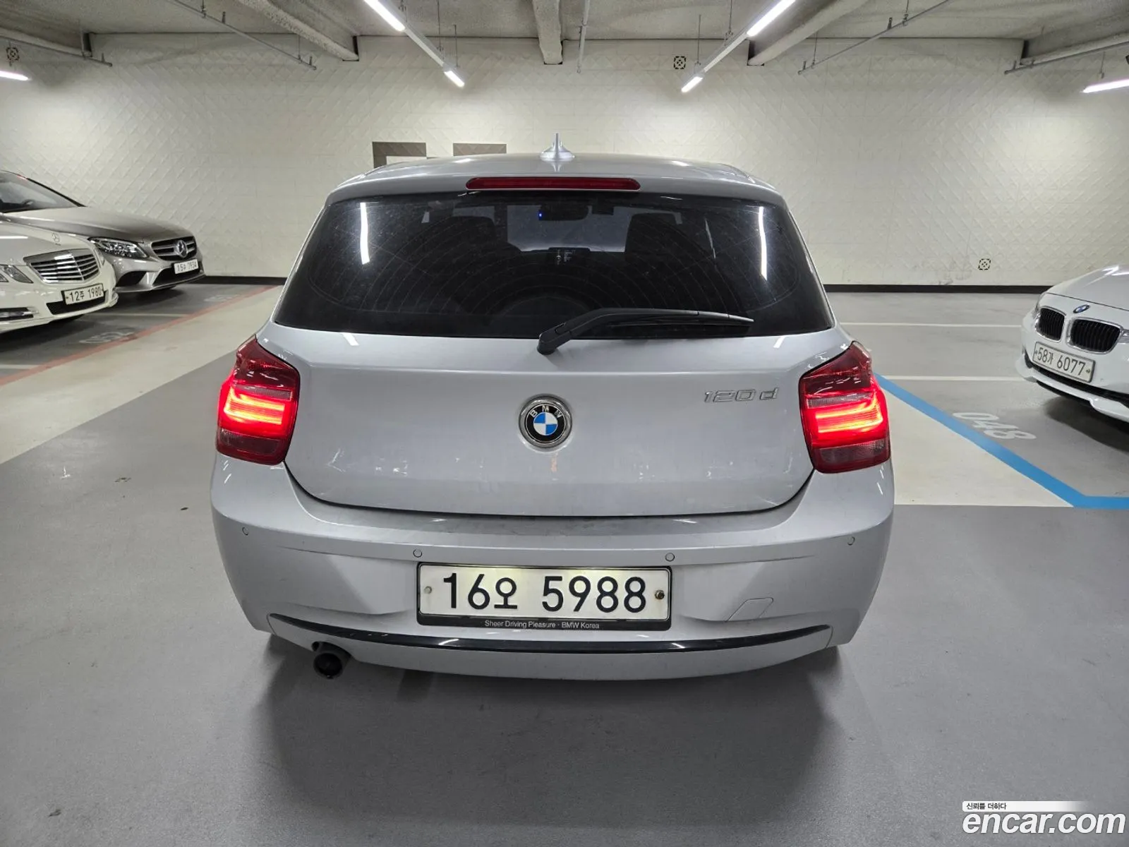 BMW 1 Series F20 120D Sports 5-Door - фотография 17916525