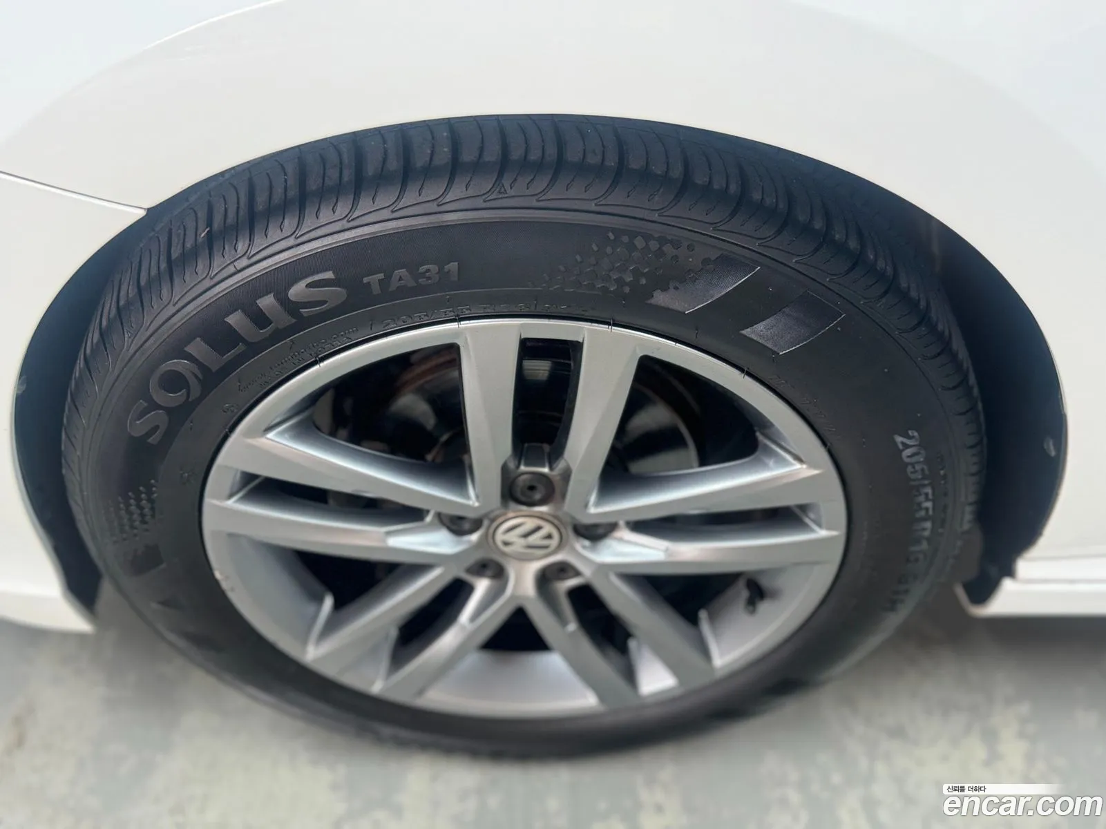 Volkswagen Polo 14 Tdi R-Line 5Th Generation - фотография 7907386