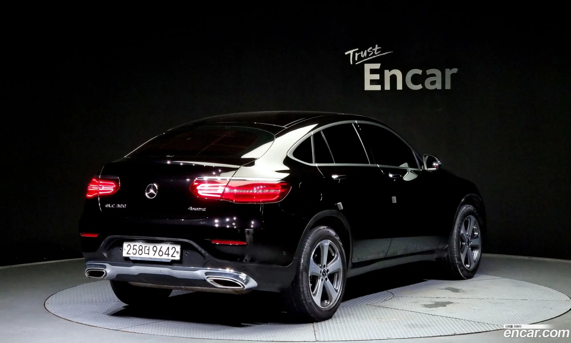 Mercedes Glc-Class X253 Glc300 4Matic Coupe - фотография 19043452