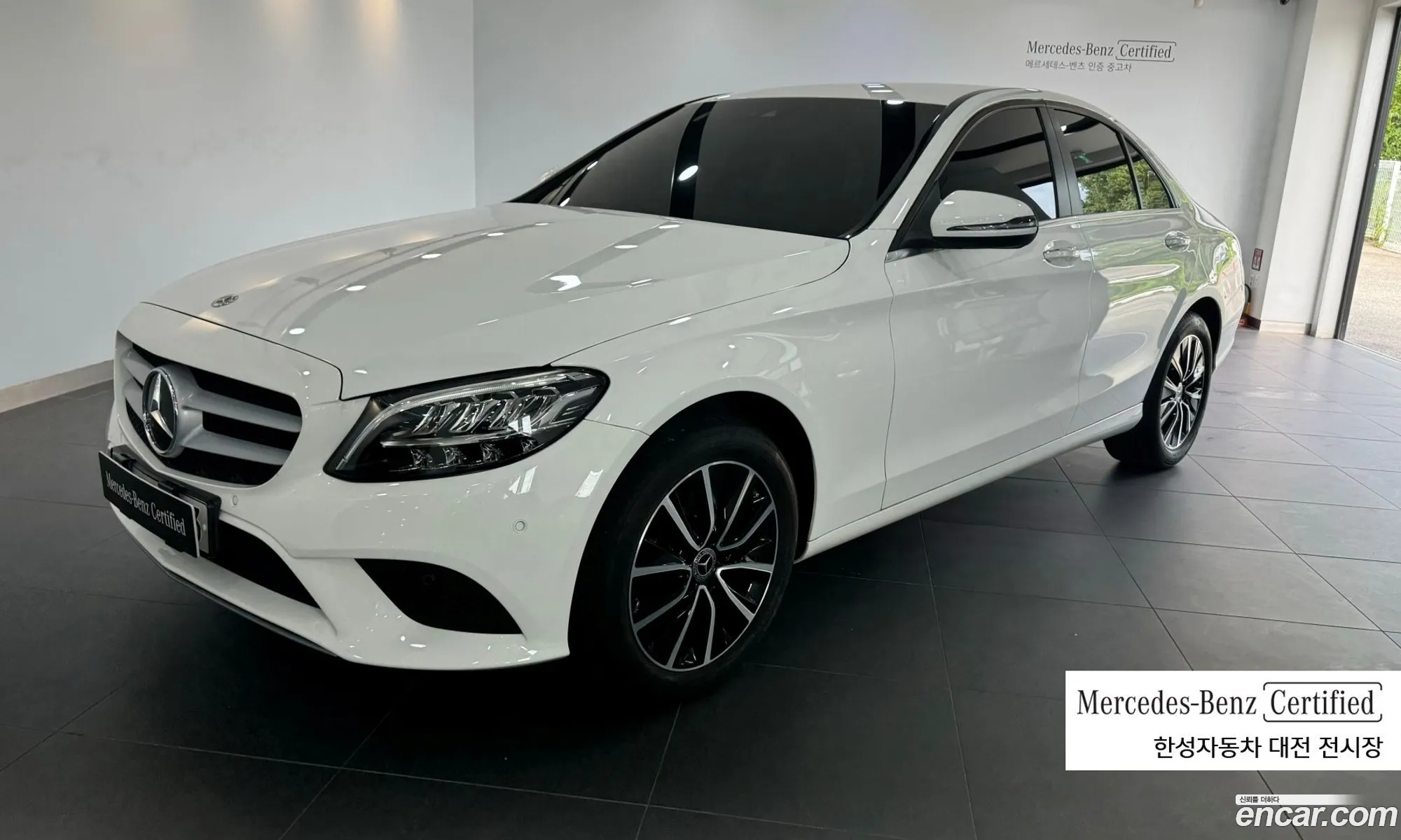 Benz C-Class W205 C200 - фотография 19107984