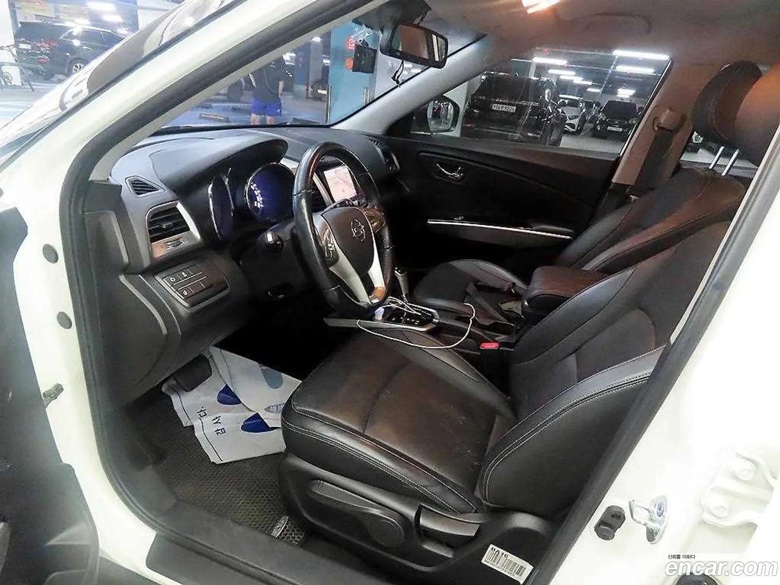 Kg Mobility Ssangyong Tivoli Lx 2Wd Luxury Model - фотография 6952559