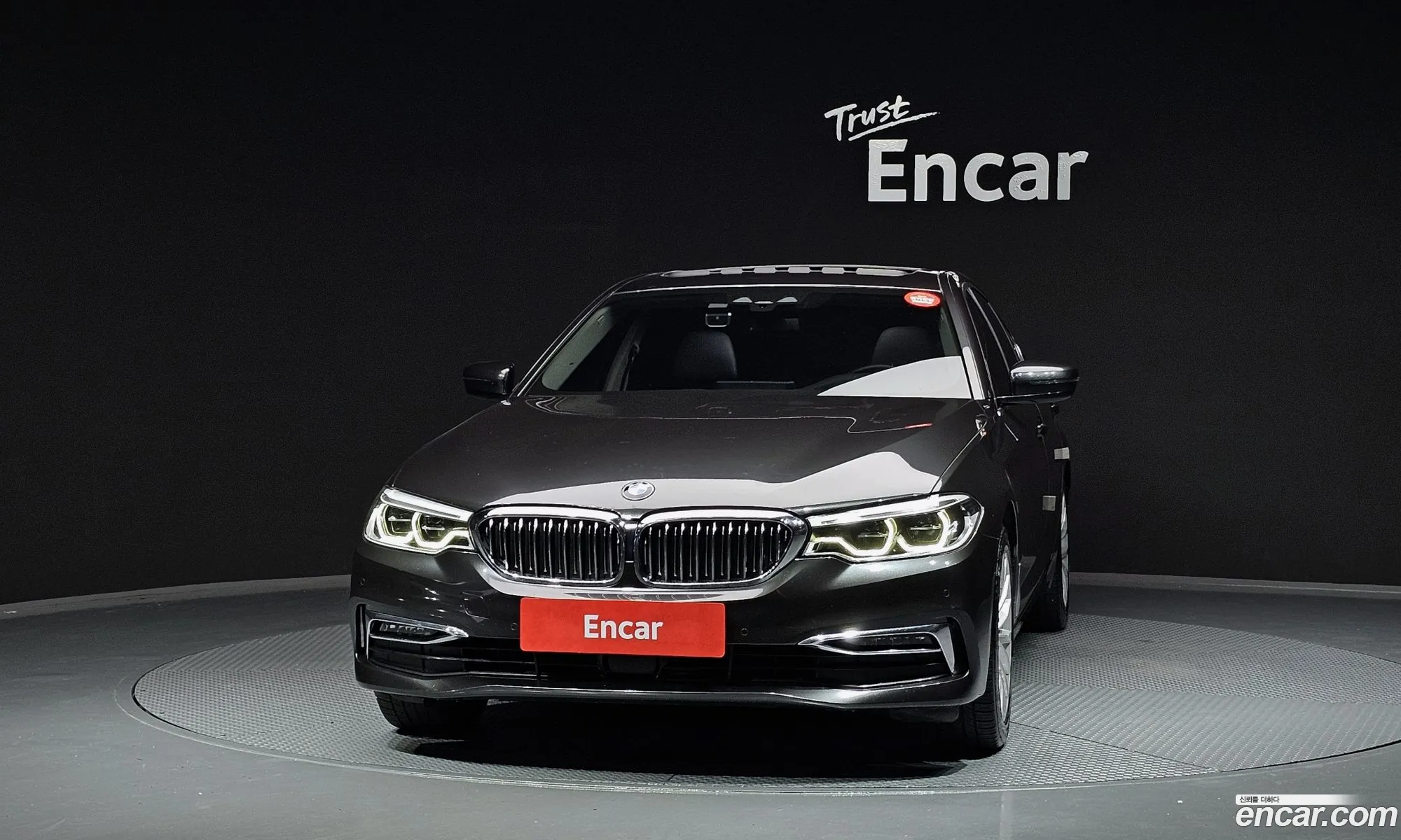 BMW 5 Series G30 520D Luxury Plus - фотография 6371105