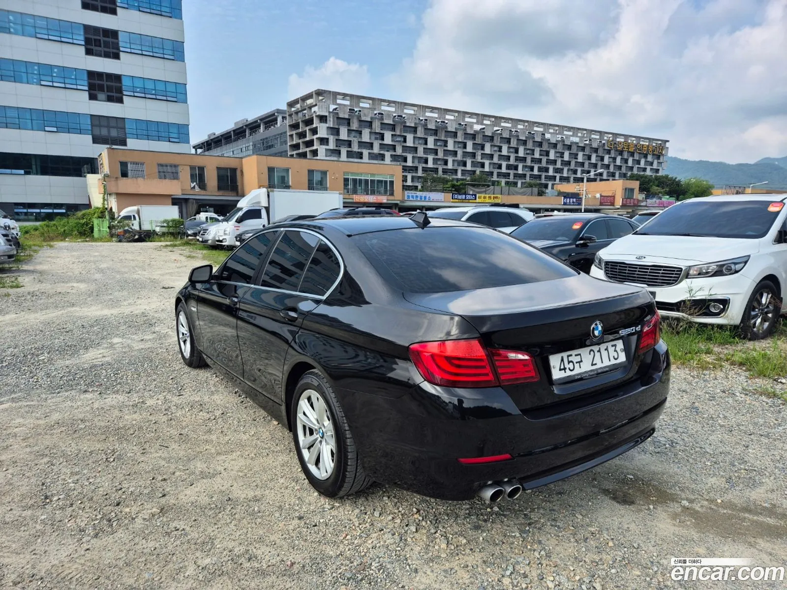 BMW 5 Series F10 520D - фотография 7414498