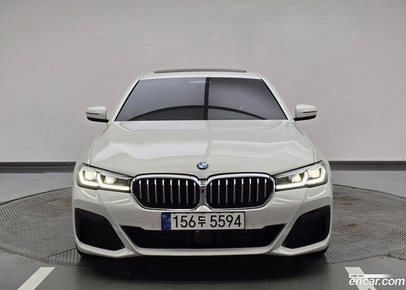 BMW 5 Series G30 520I M Sports - фотография 17862698