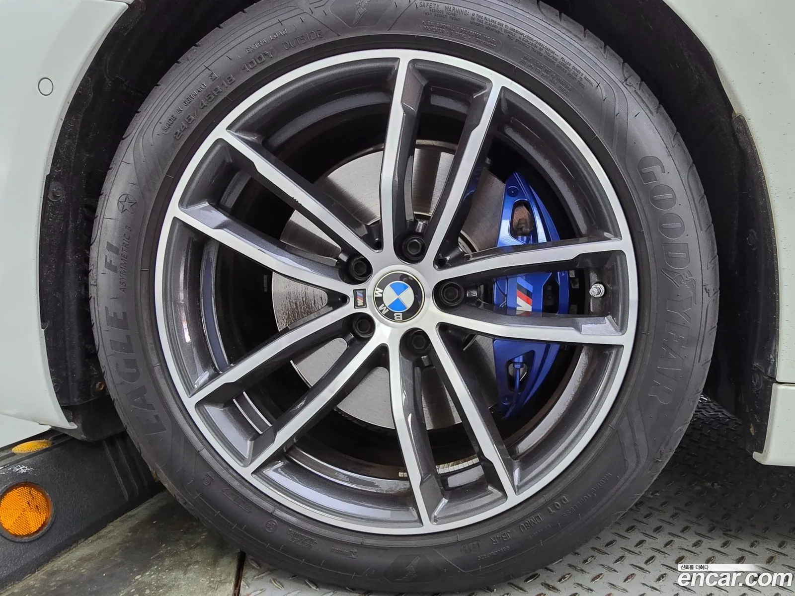 BMW 5 Series G30 520I M Sports - фотография 17862700