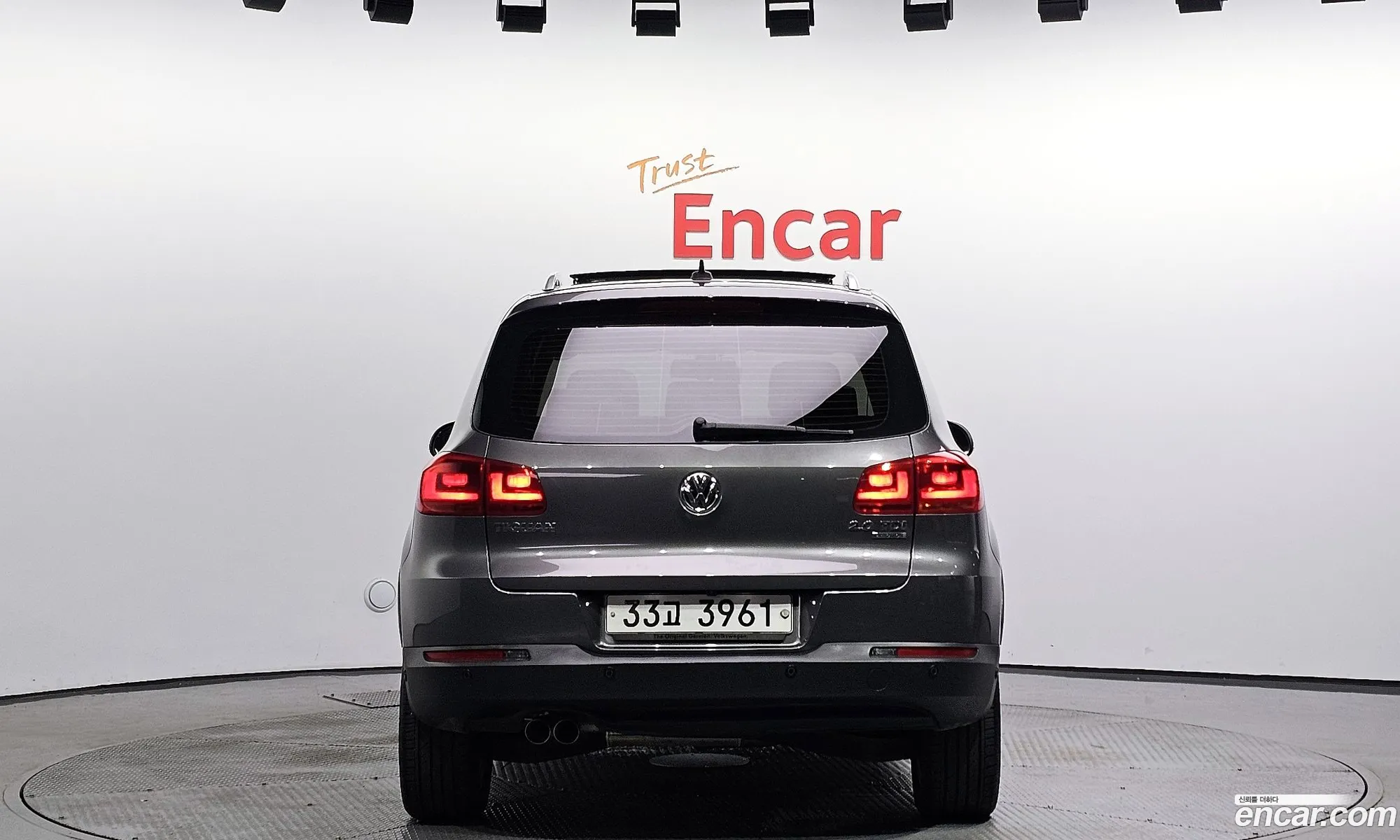 Volkswagen New Tiguan 20 Tdi Premium 5N - фотография 8630538