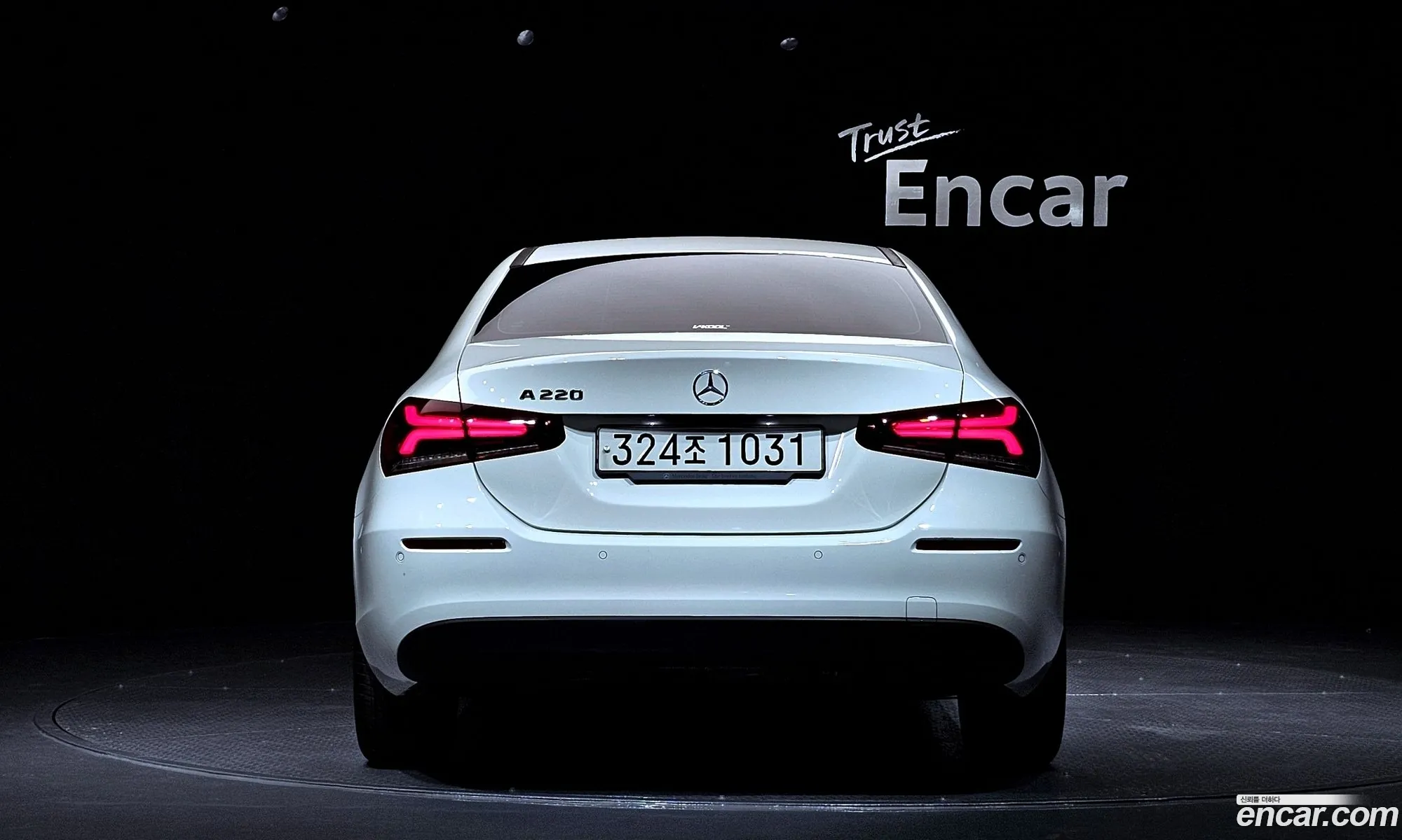 Mercedes A-Class W177 A220 Sedan - фотография 19816152