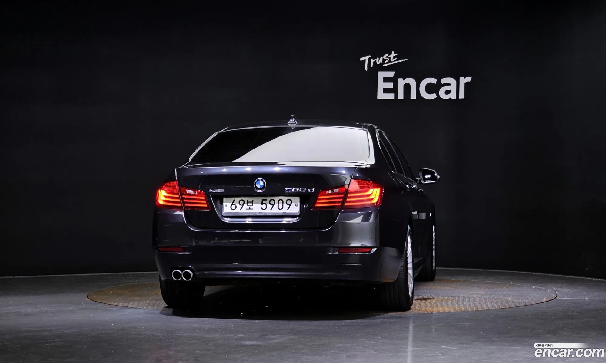 BMW 5 Series F10 520D xDrive - фотография 7931016