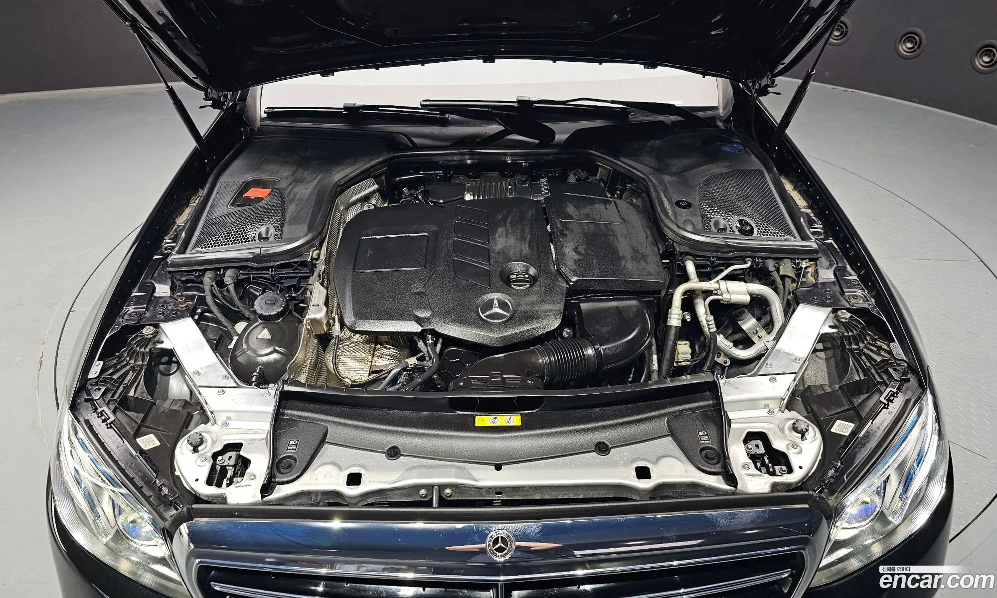 Benz E-Class W213 E220D Exclusive - фотография 19089351