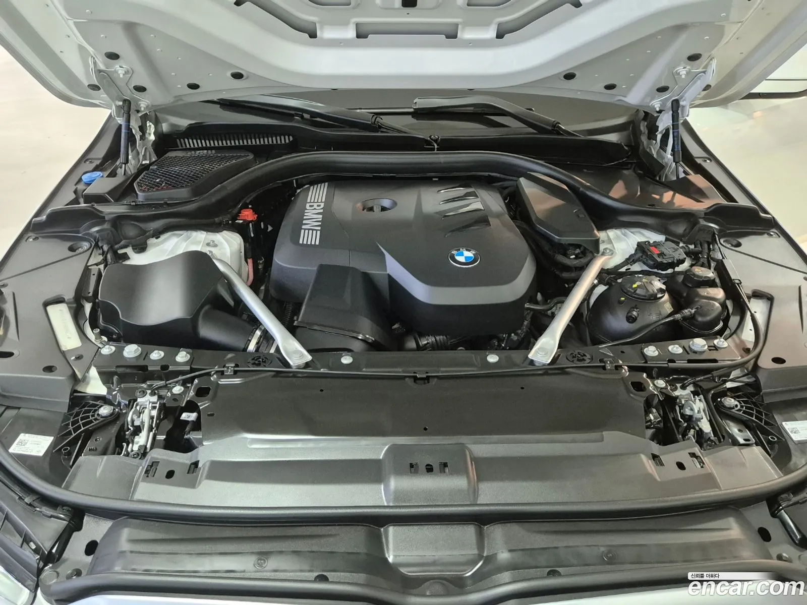 BMW 5 Series G60 530I xDrive M Sports - фотография 6520163