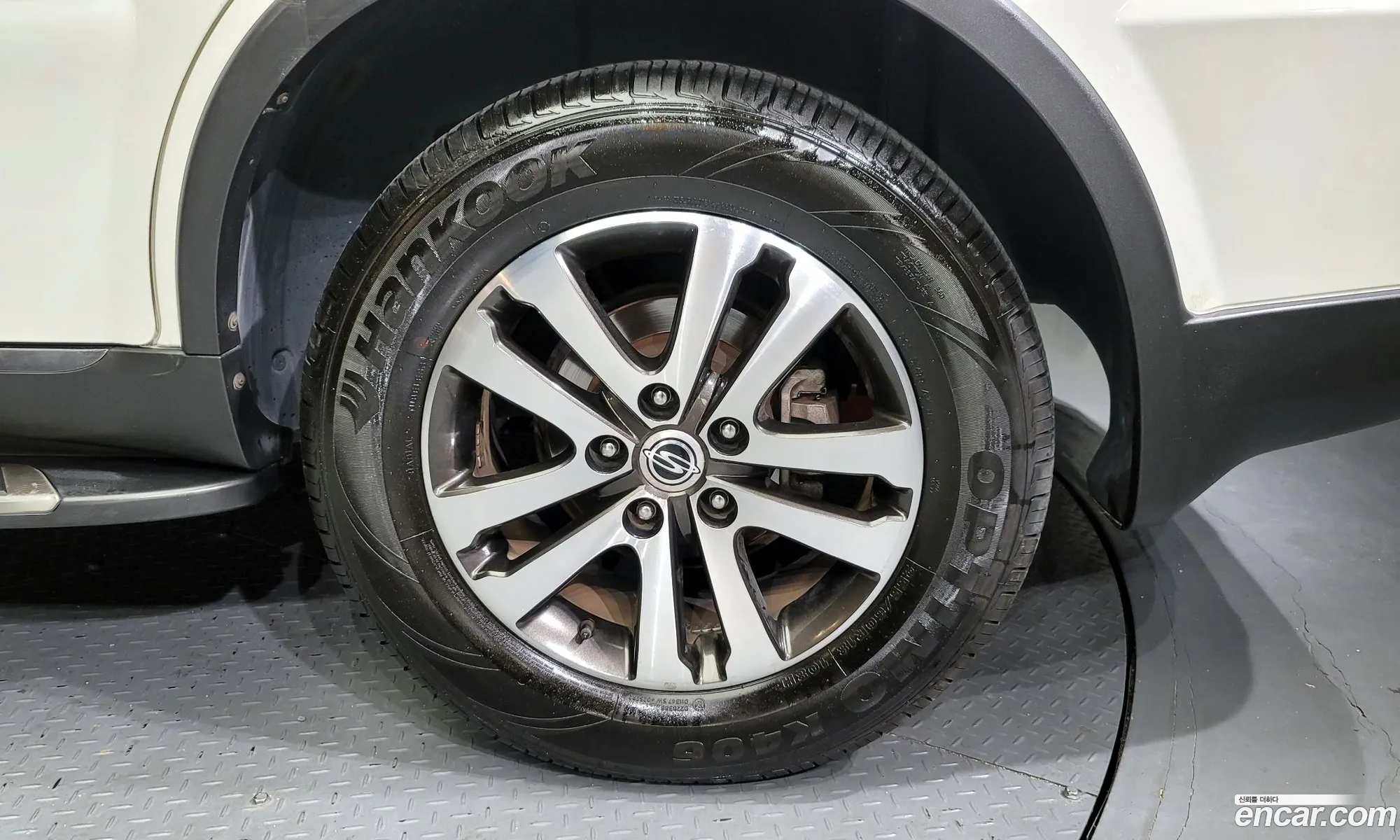 Kg Mobility Ssangyong Rexton W 20 2Wd Rx7 Luxury - фотография 8577182