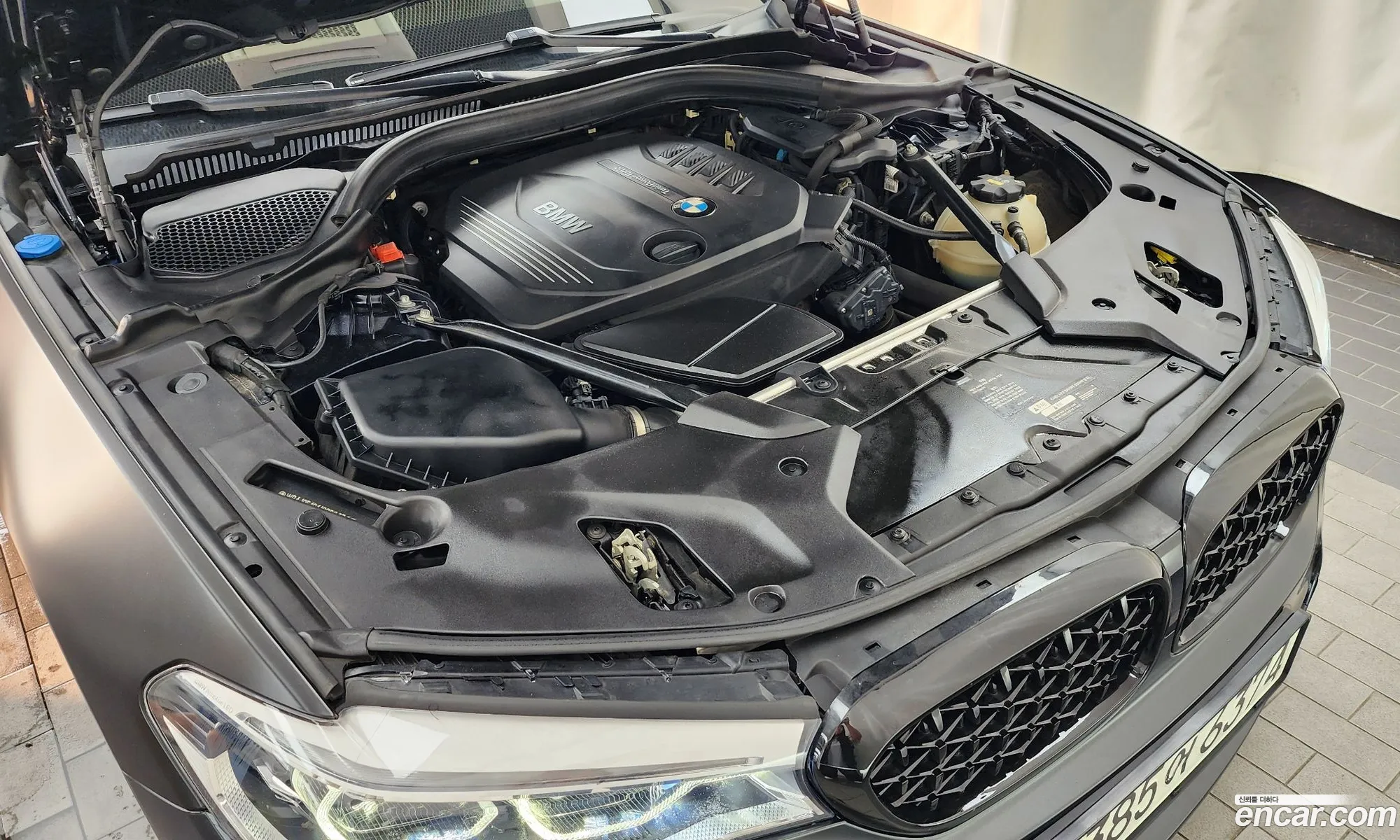 BMW 5 Series G30 520D xDrive M Sports - фотография 17963580
