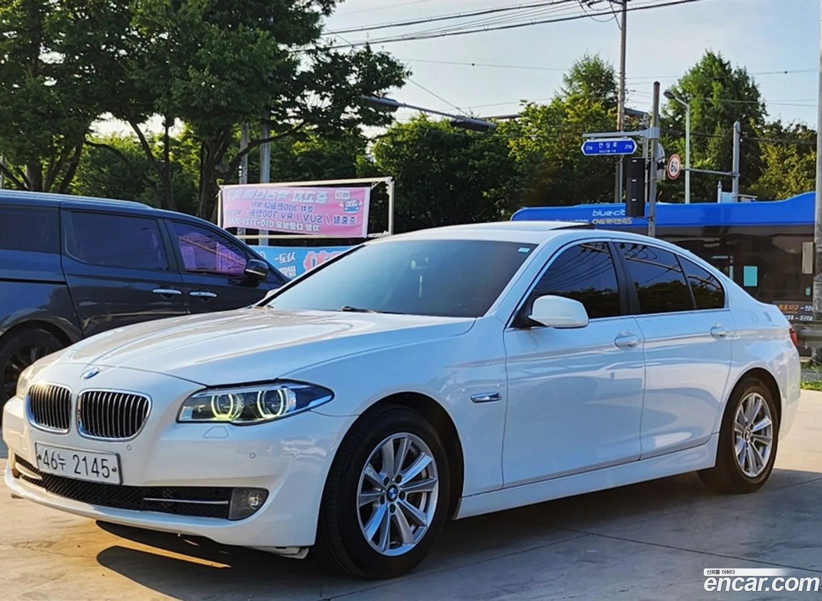 BMW 5 Series F10 520D - фотография 17352111