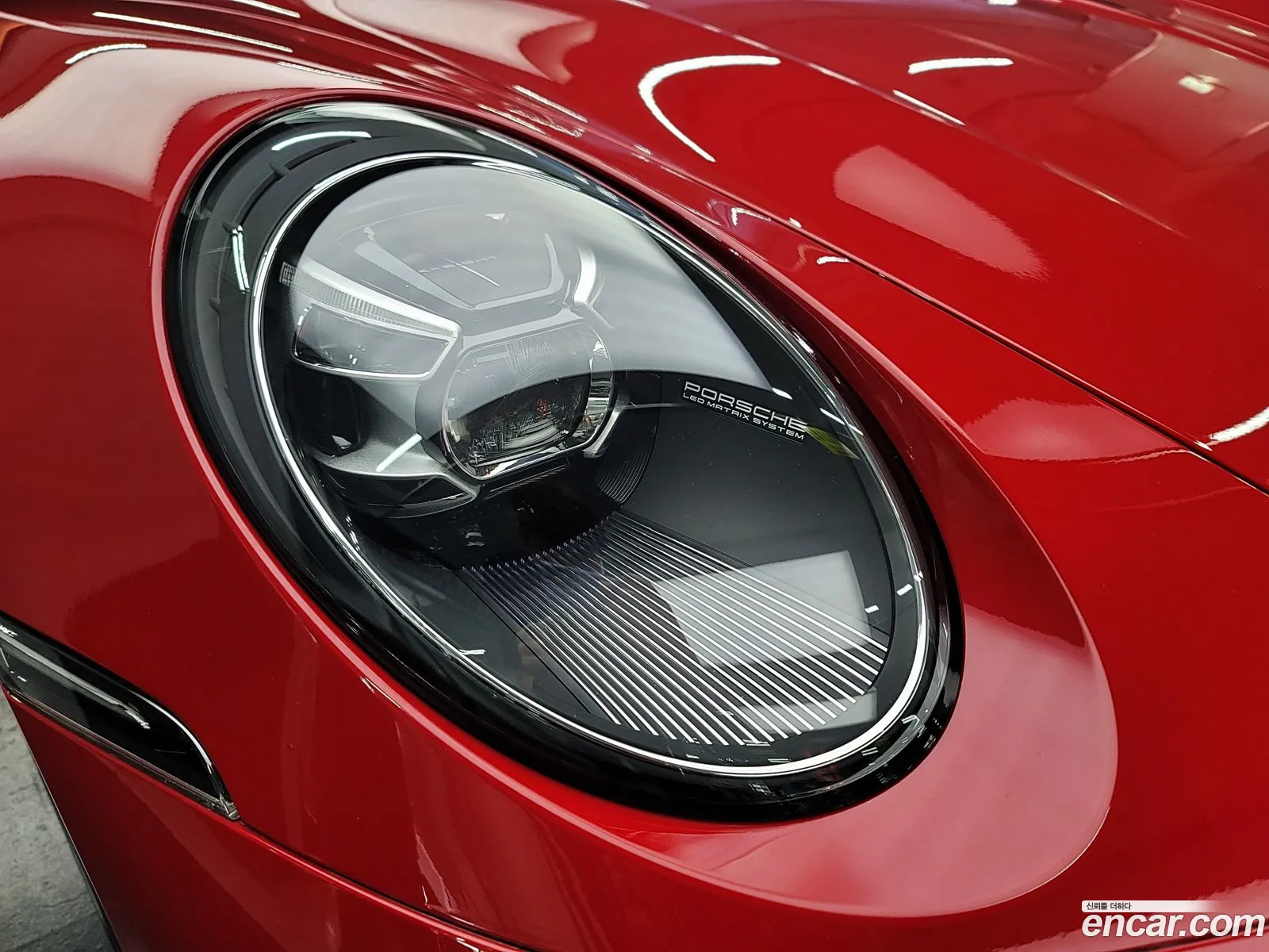 Porsche 911 992 Carrera 4S Cabriolet - фотография 7367644
