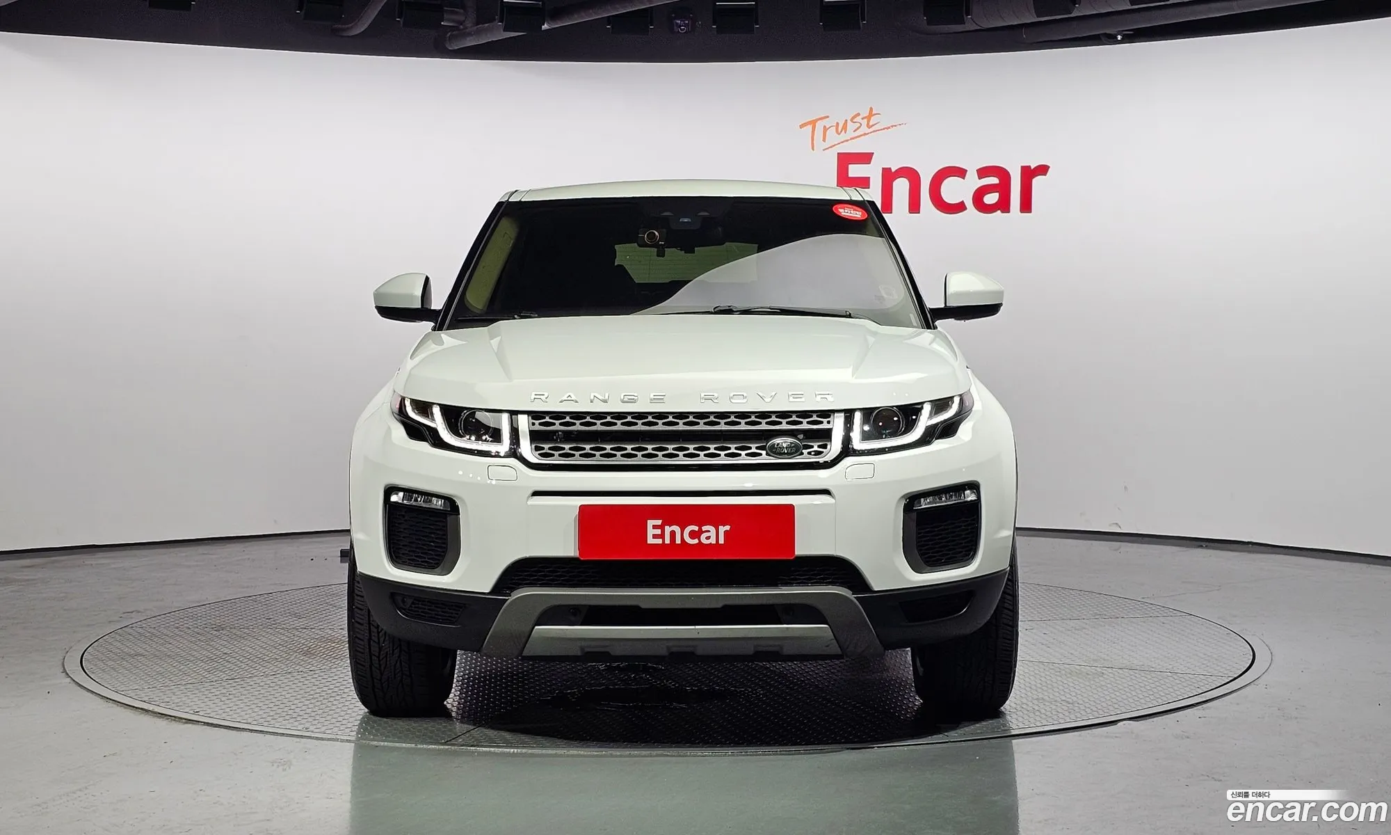 Land Rover Range Rover Evoque 20 Td4 Se - фотография 7208259