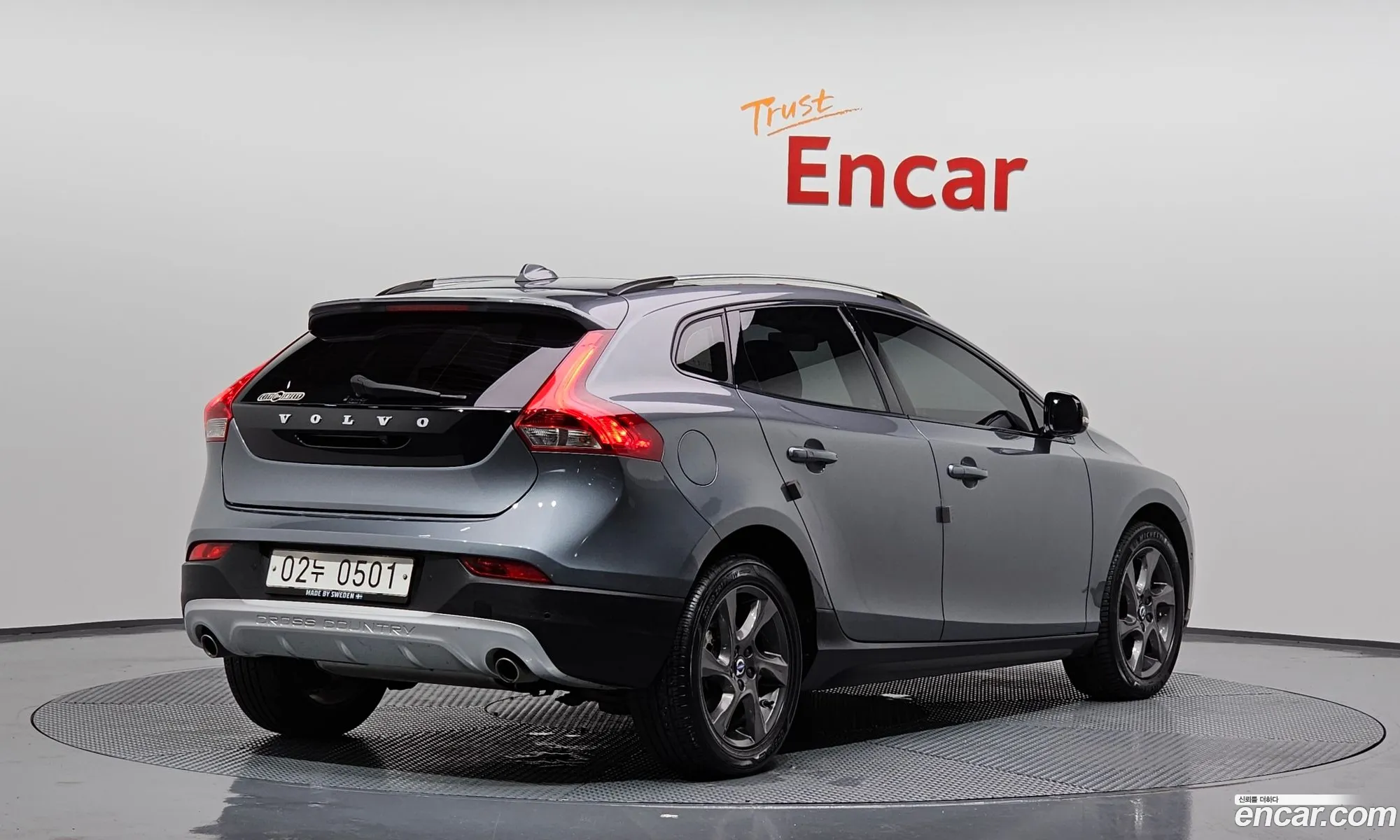 Volvo V40 Cross Country D3 - фотография 6243938